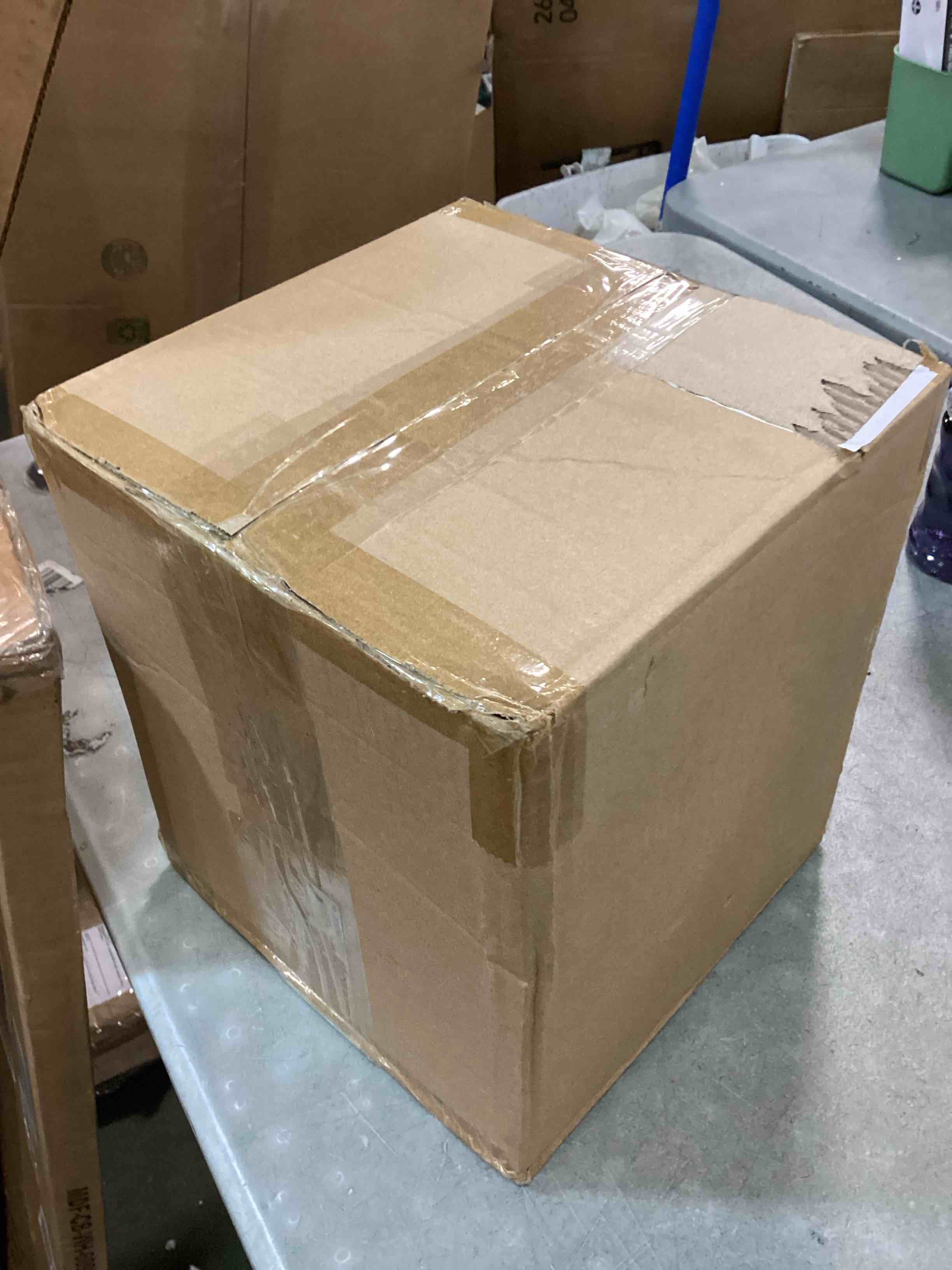 https://s3.amazonaws.com/lotting-images-prod/bidfta/GRA0232249_1729136229793.jpeg