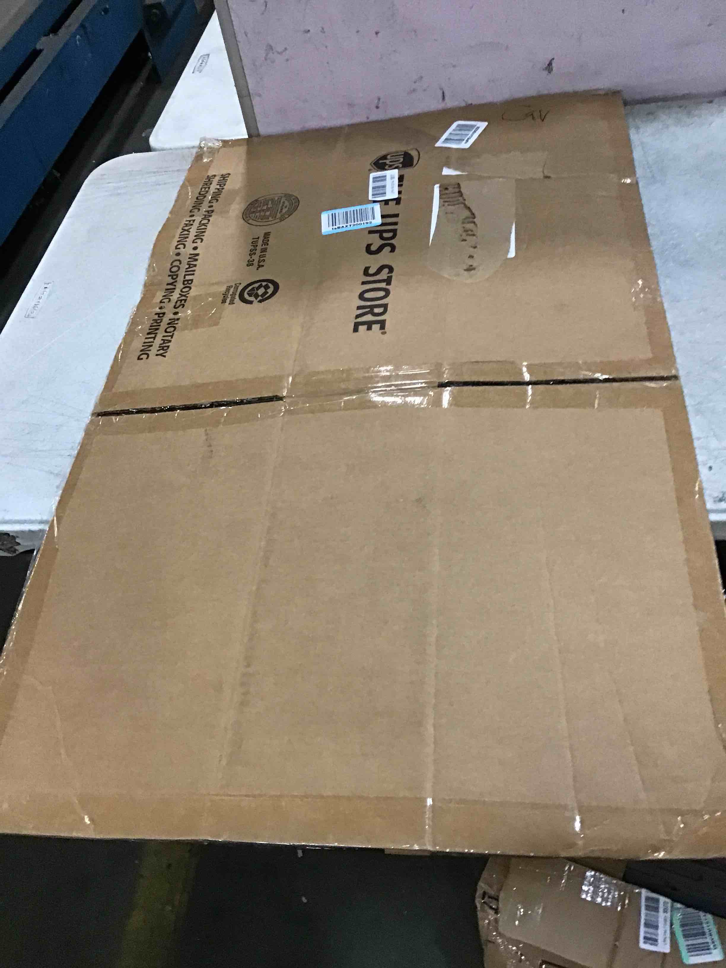 https://s3.amazonaws.com/lotting-images-prod/bidfta/GRA0233239_1728620527758.jpeg