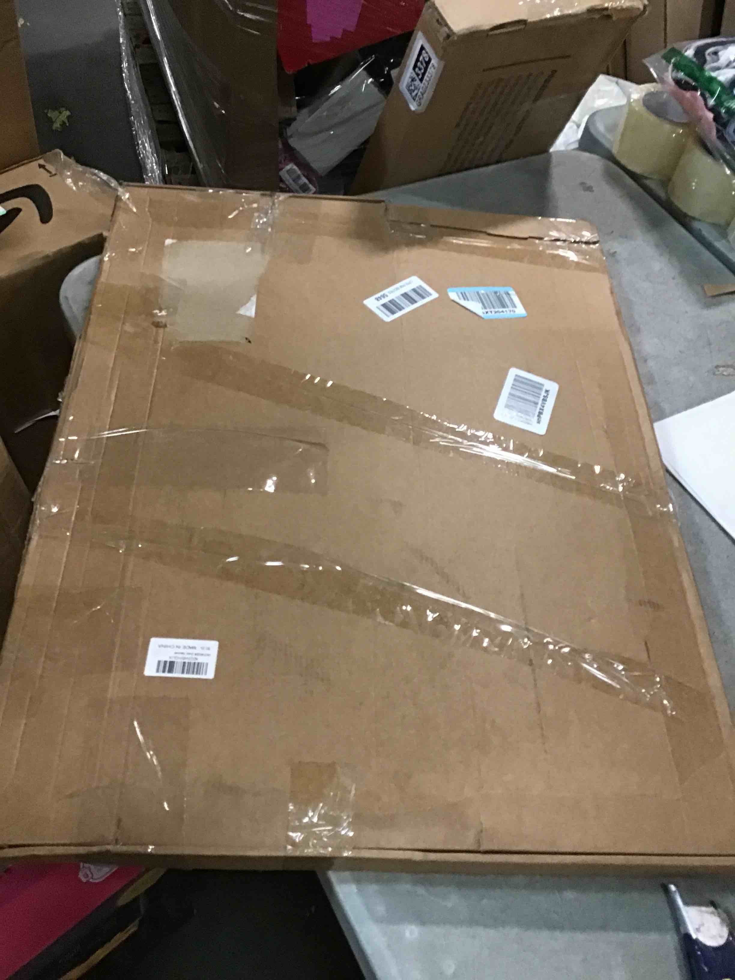 https://s3.amazonaws.com/lotting-images-prod/bidfta/GRA0233353_1728605548597.jpeg