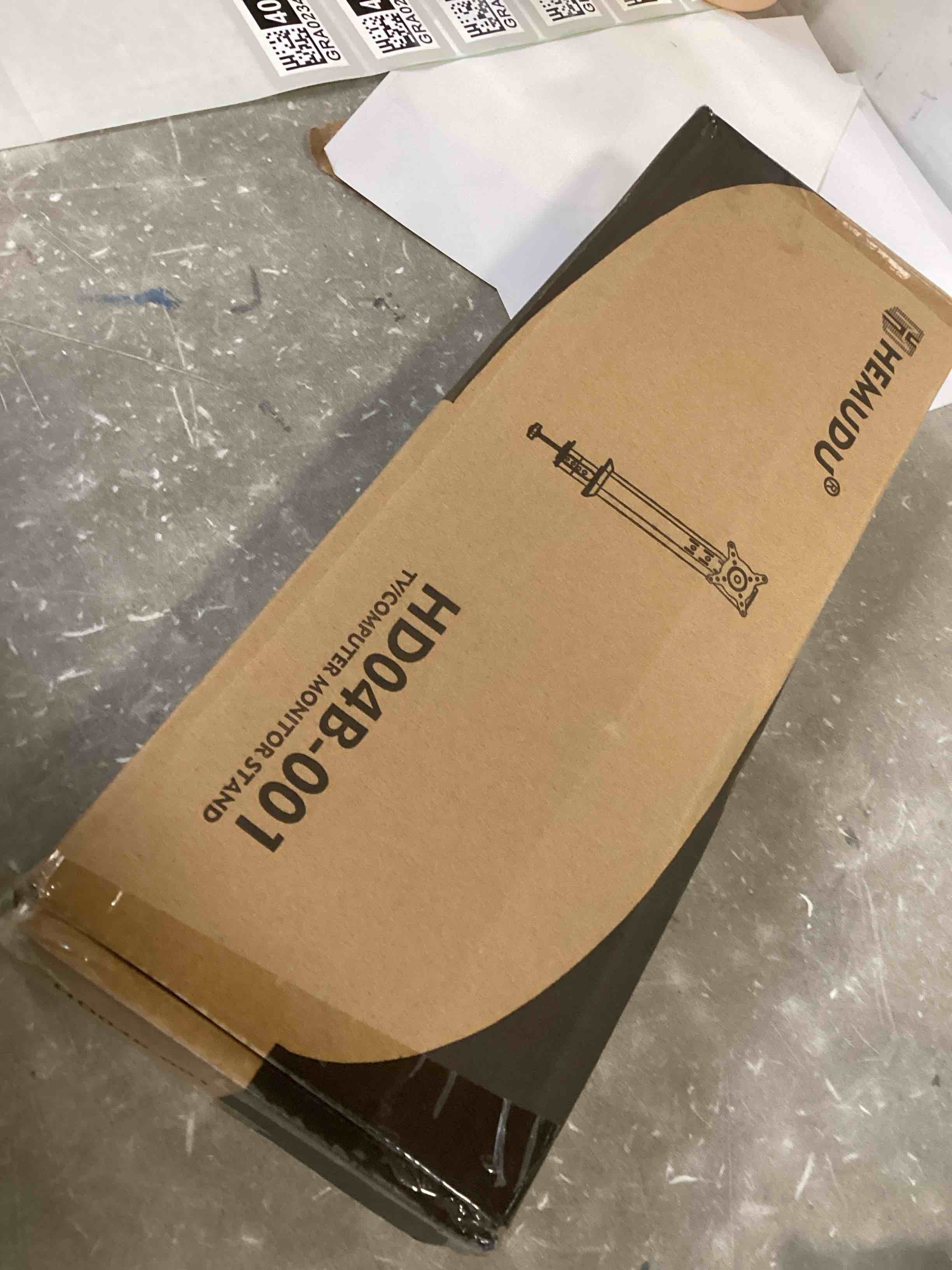 https://s3.amazonaws.com/lotting-images-prod/bidfta/GRA0234005_1729352523711.jpeg