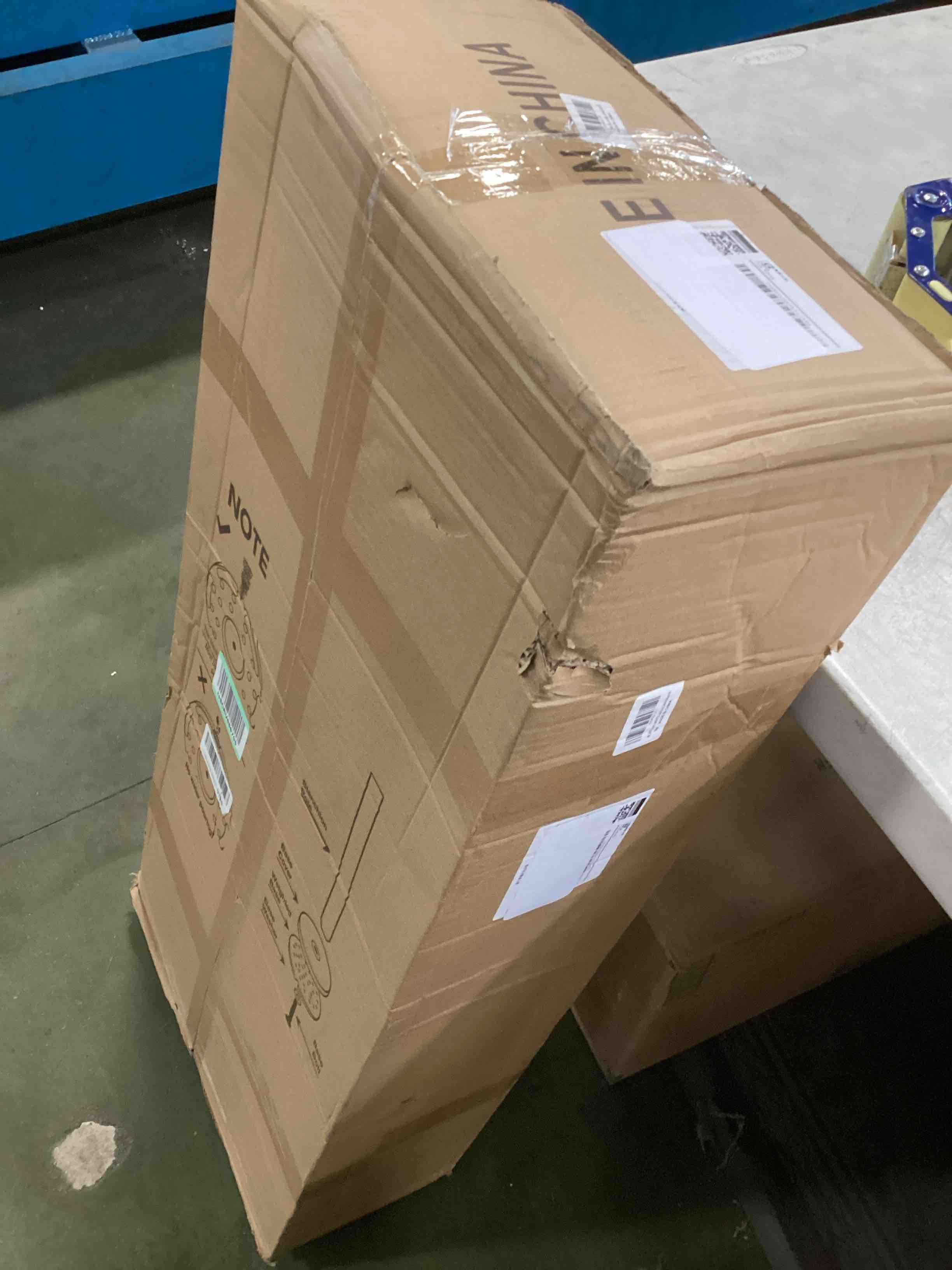 https://s3.amazonaws.com/lotting-images-prod/bidfta/GRA0234592_1729178301013.jpeg