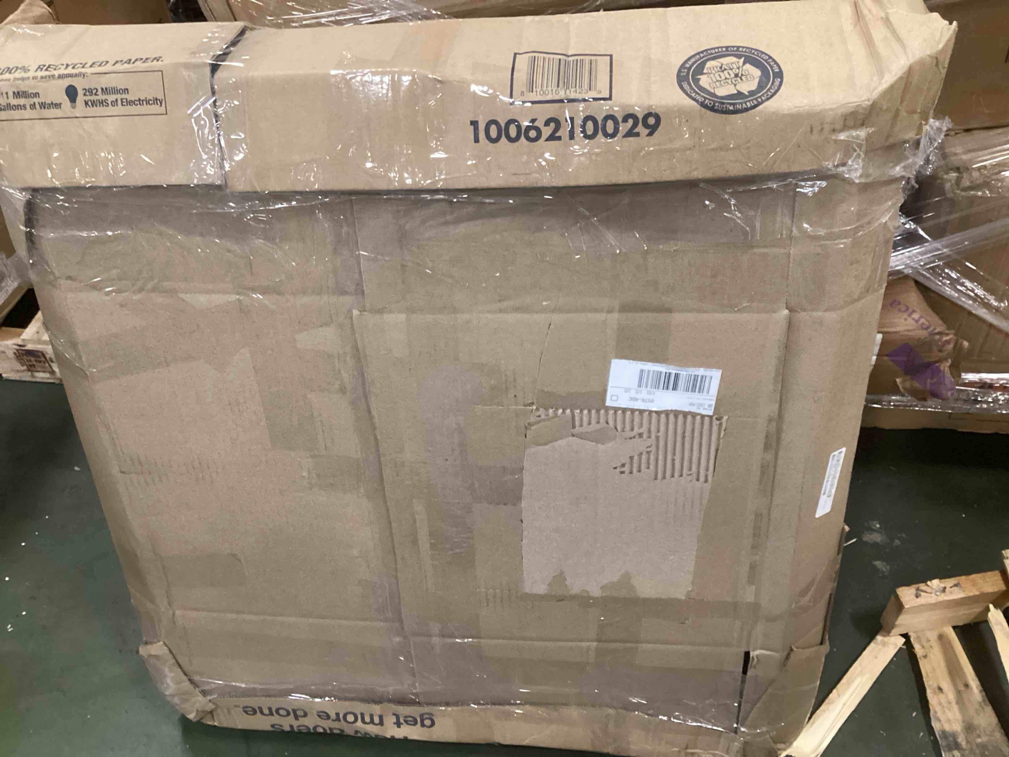 https://s3.amazonaws.com/lotting-images-prod/bidfta/GRA0235751_1728667496301.jpeg