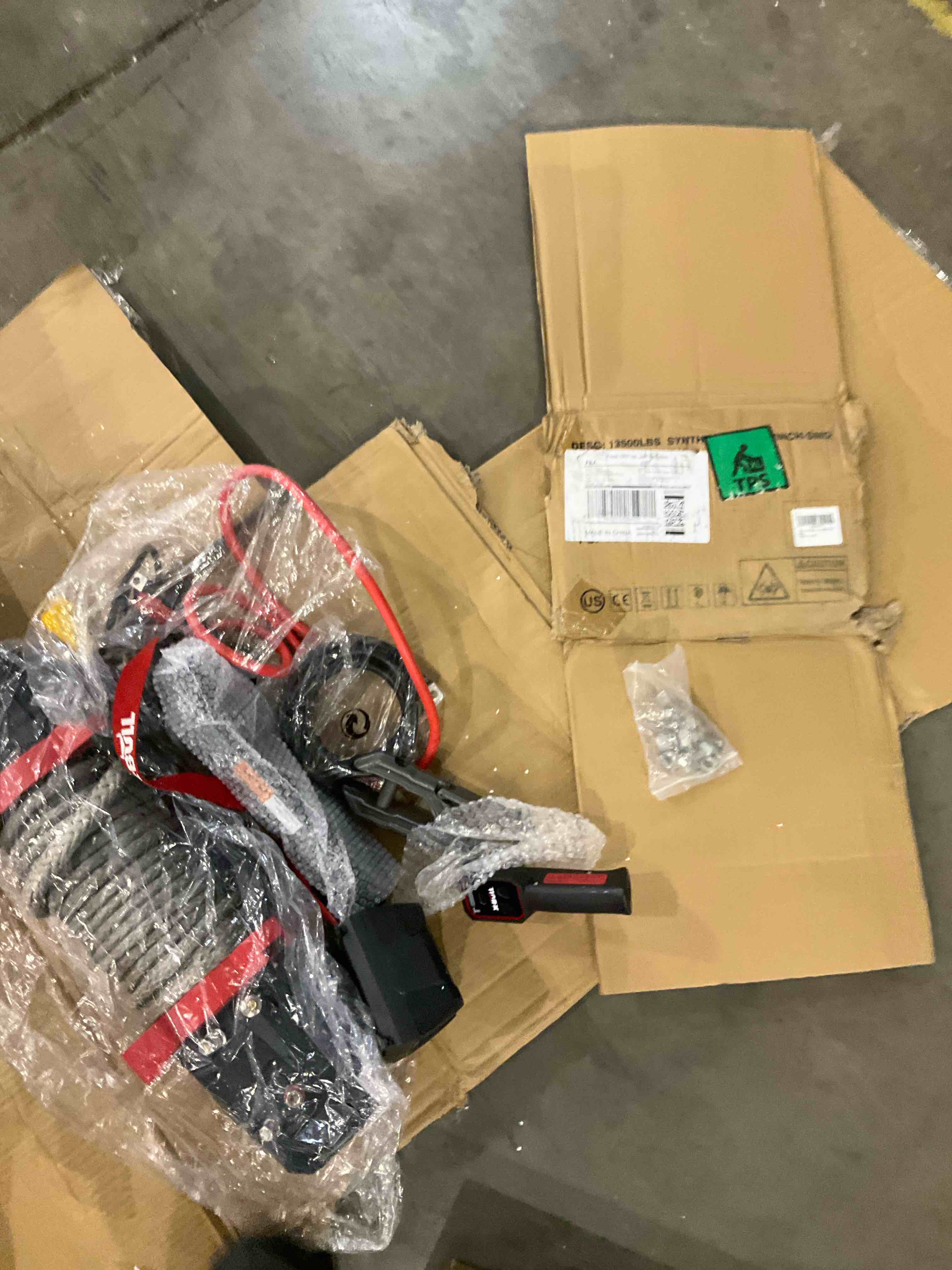 https://s3.amazonaws.com/lotting-images-prod/bidfta/GRA0236323_1734377991479.jpeg