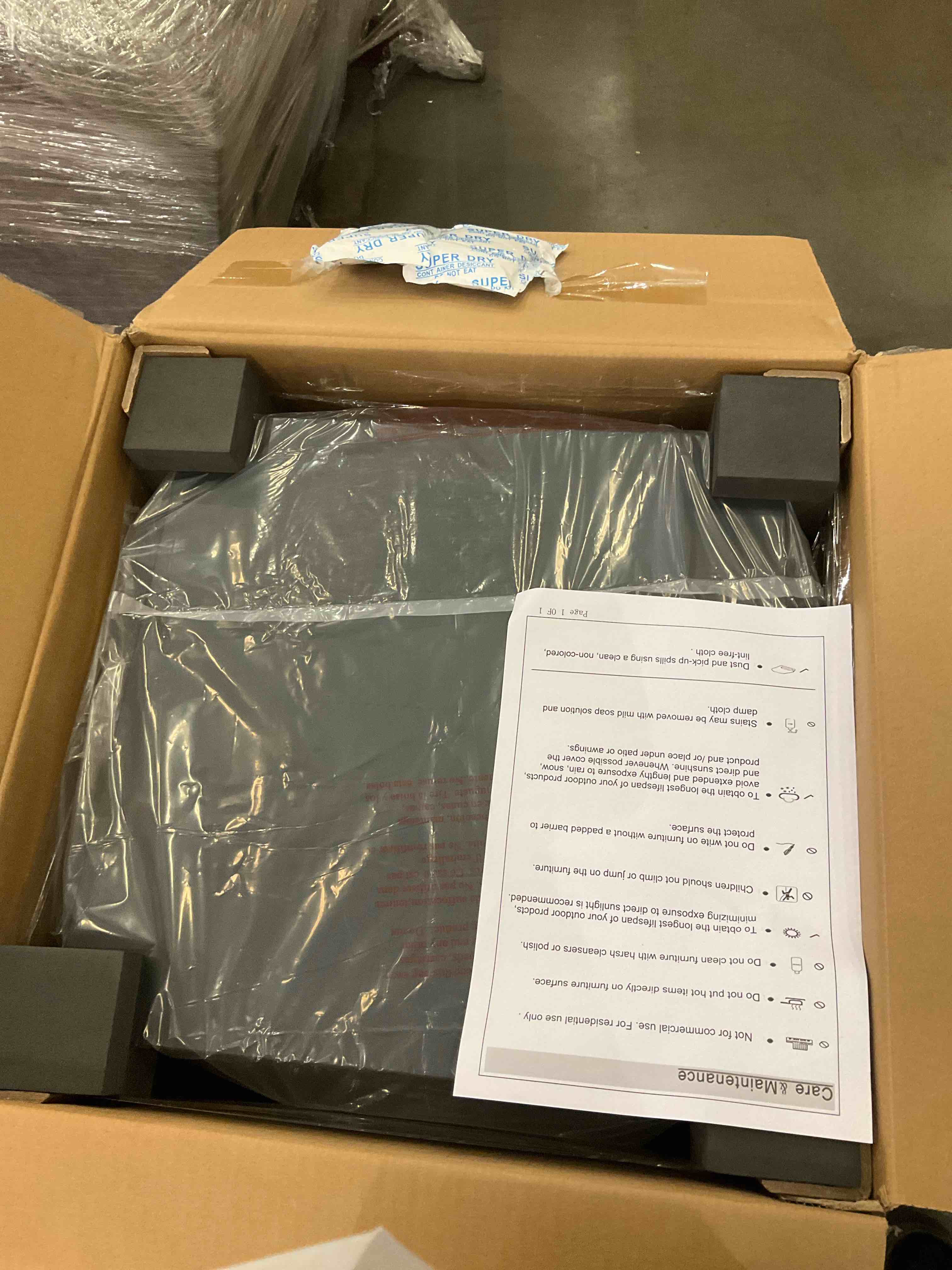 https://s3.amazonaws.com/lotting-images-prod/bidfta/GRA0237641_1732293442855.jpeg