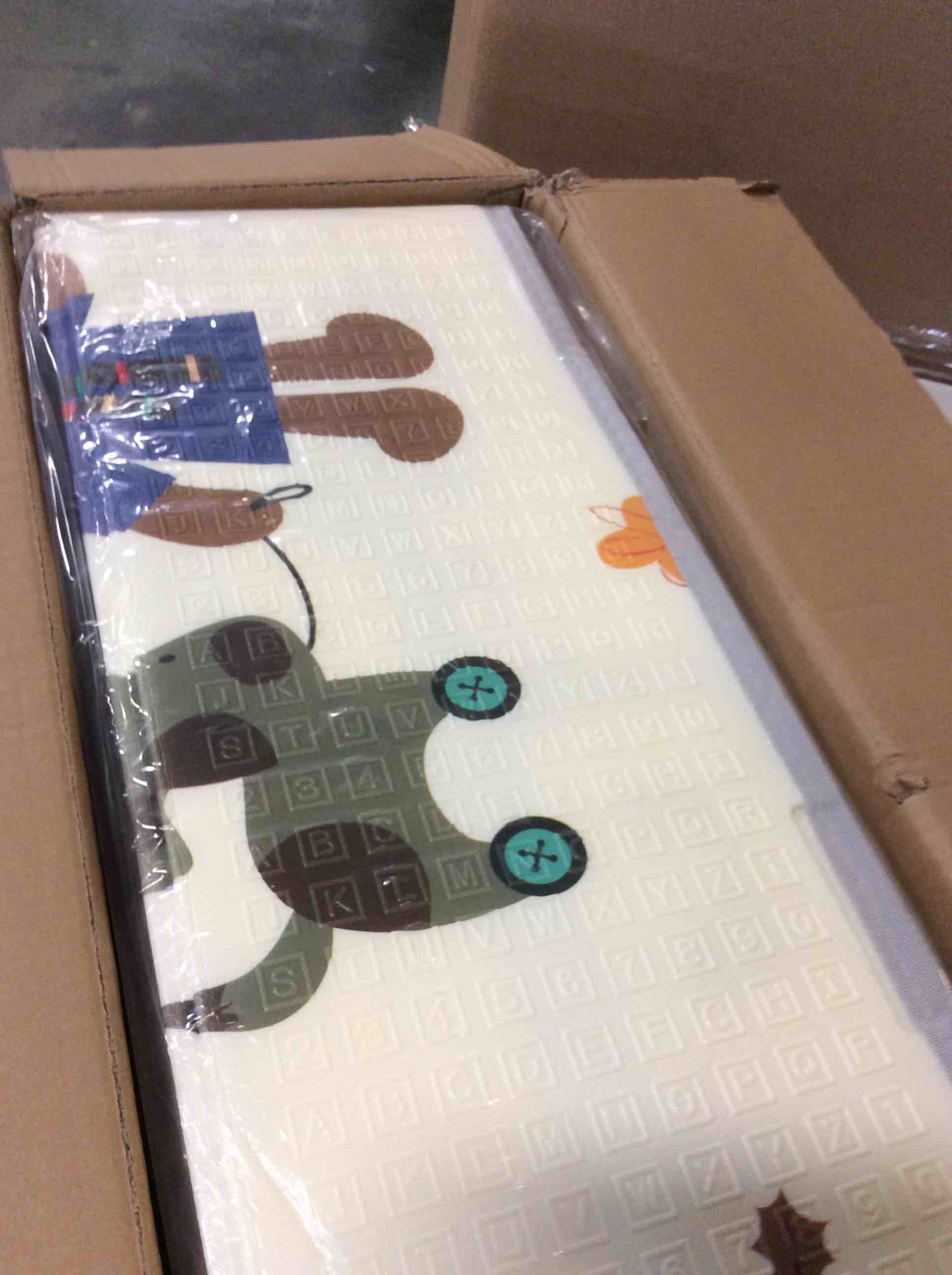 https://s3.amazonaws.com/lotting-images-prod/bidfta/GRA0238961_1731359093368.jpeg