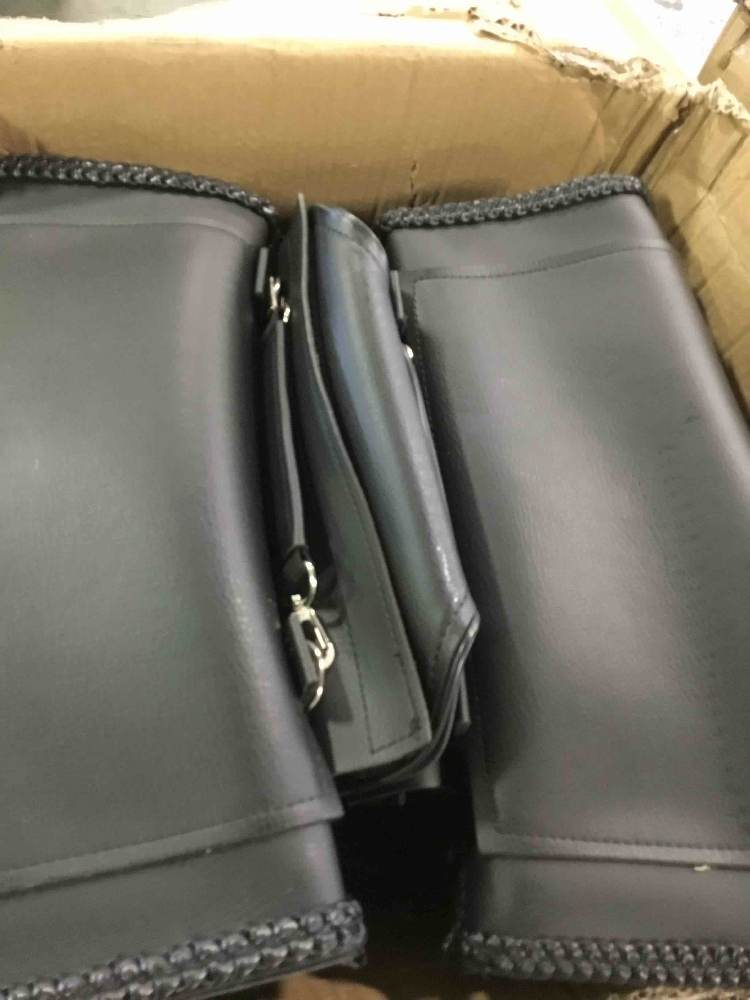 https://s3.amazonaws.com/lotting-images-prod/bidfta/GRA0239653_1730476460650.jpeg