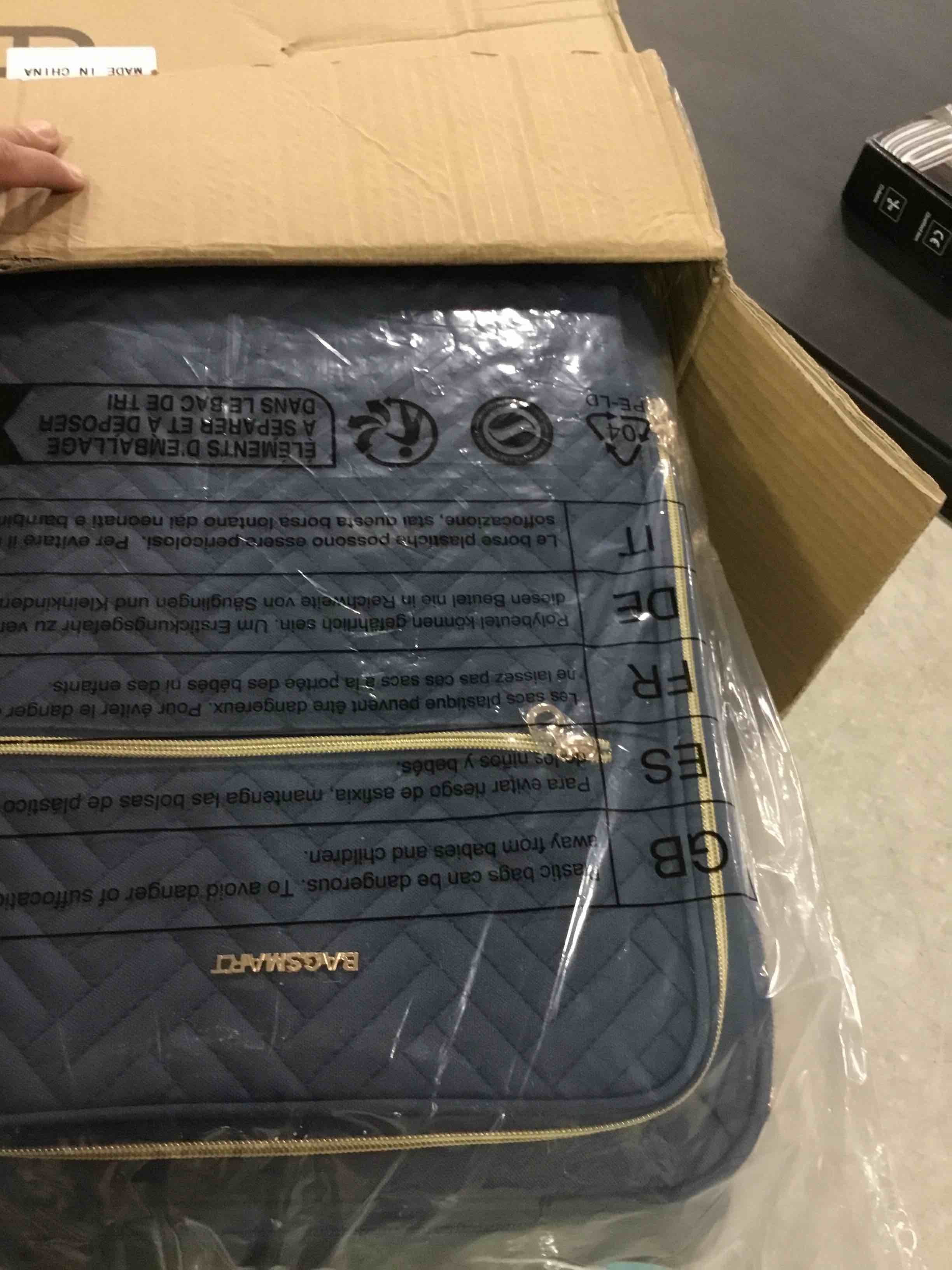 https://s3.amazonaws.com/lotting-images-prod/bidfta/GRA0239779_1730393730514.jpeg