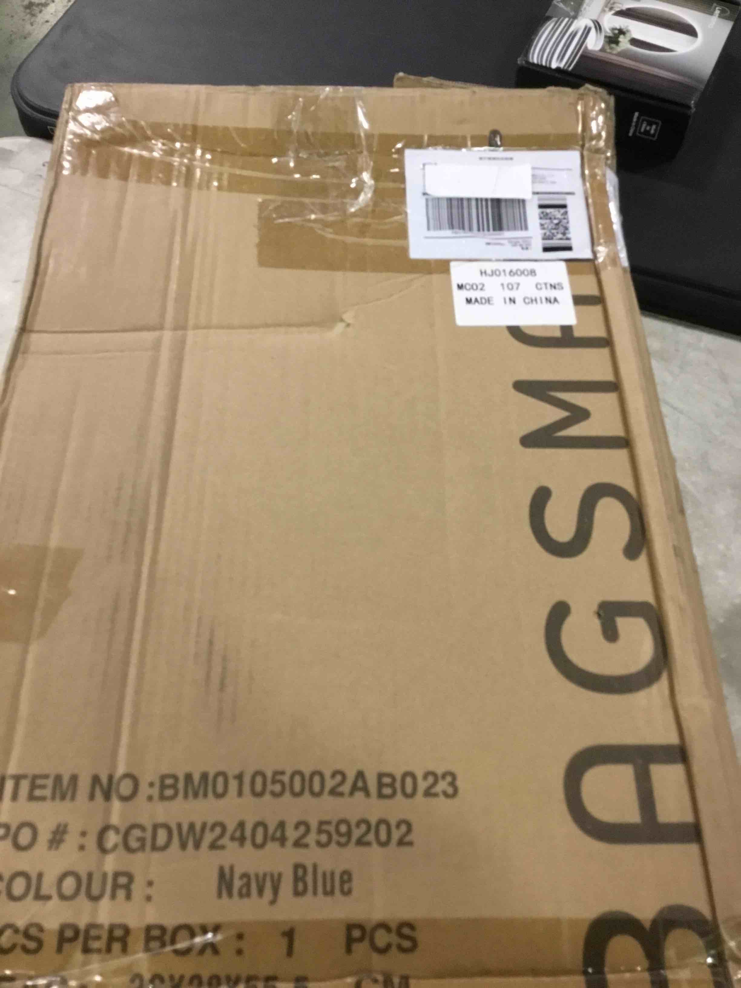 https://s3.amazonaws.com/lotting-images-prod/bidfta/GRA0239779_1730393804201.jpeg