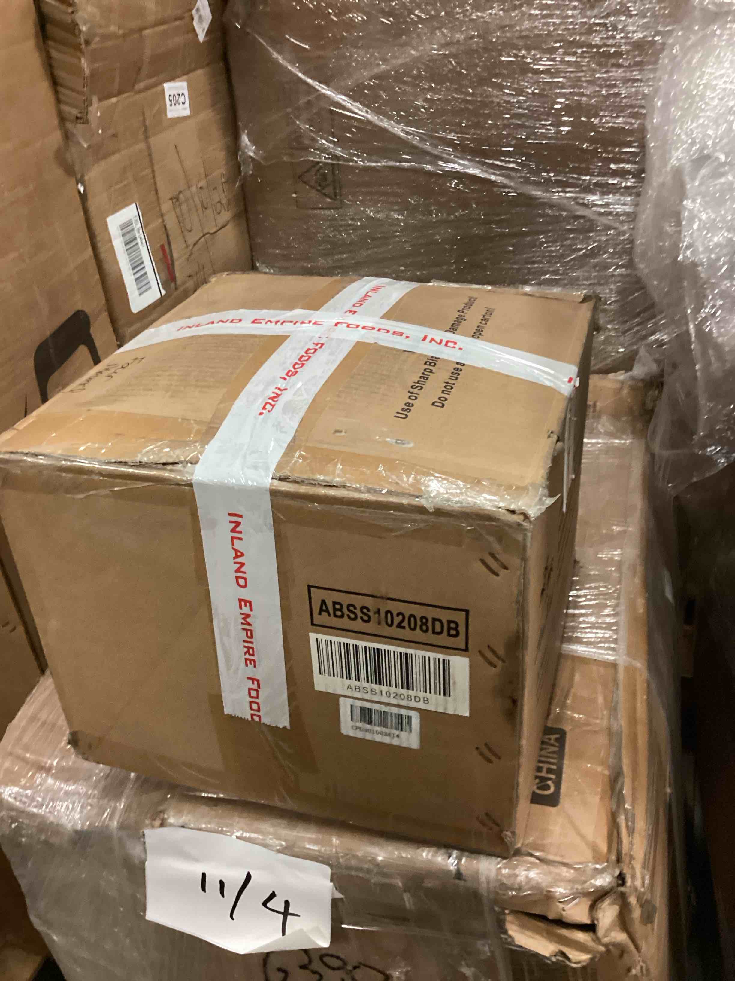 https://s3.amazonaws.com/lotting-images-prod/bidfta/GRA0244502_1734375897303.jpeg