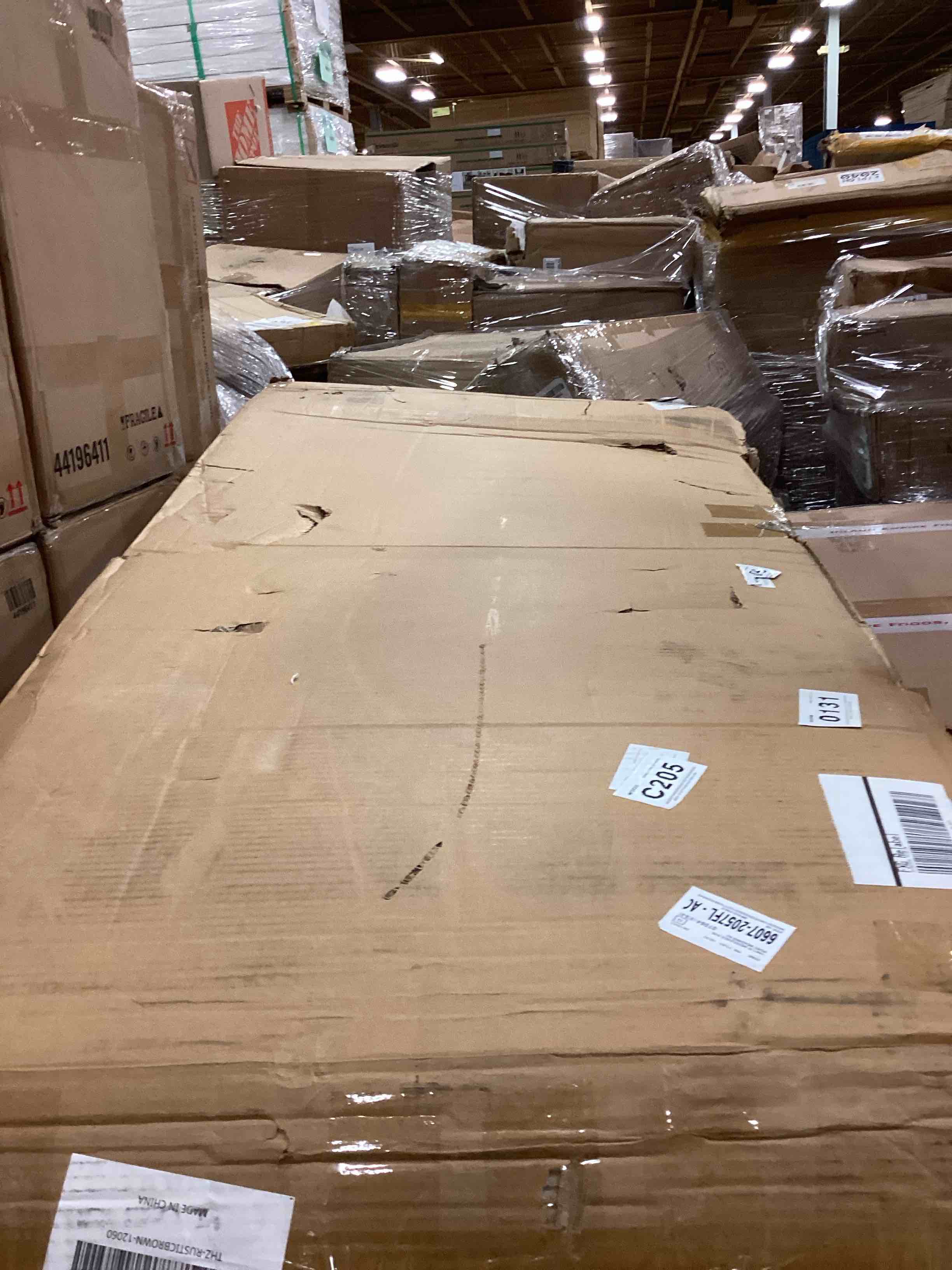 https://s3.amazonaws.com/lotting-images-prod/bidfta/GRA0244509_1734373498024.jpeg