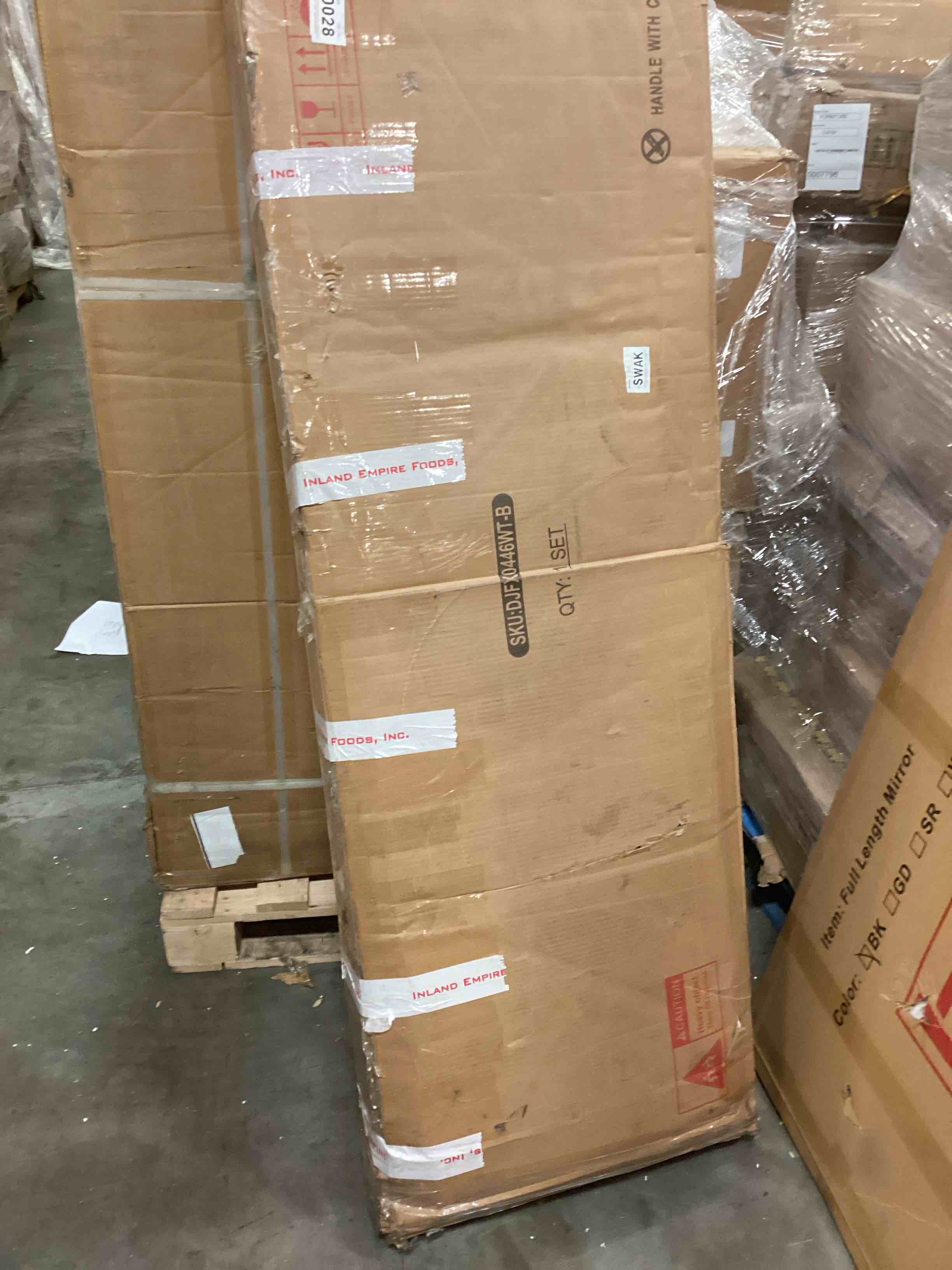 https://s3.amazonaws.com/lotting-images-prod/bidfta/GRA0244513_1734371959186.jpeg