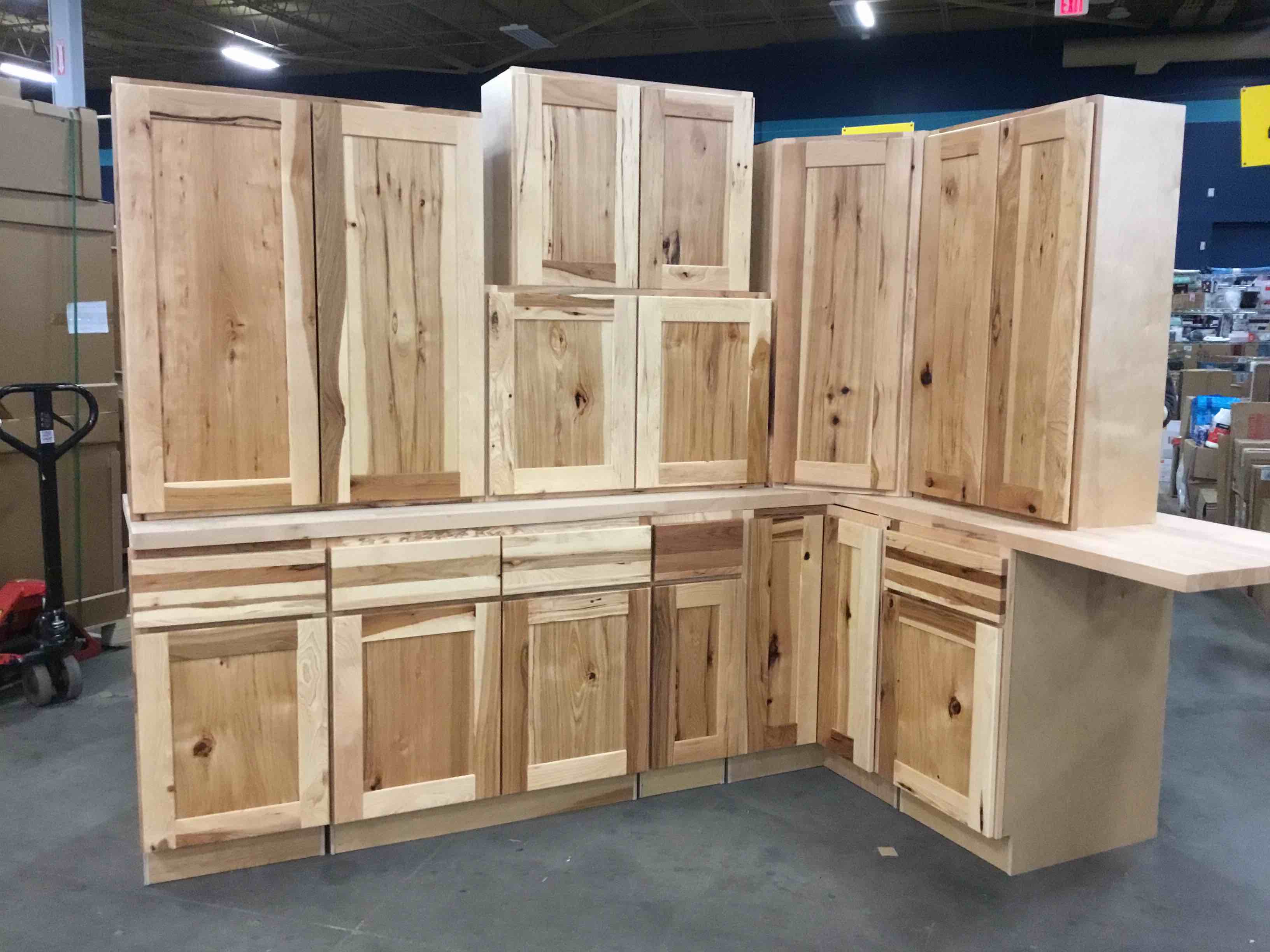 set of 10 kitchen cabinets in hickory shaker! **total plywood construction, soft close & premium hinges**