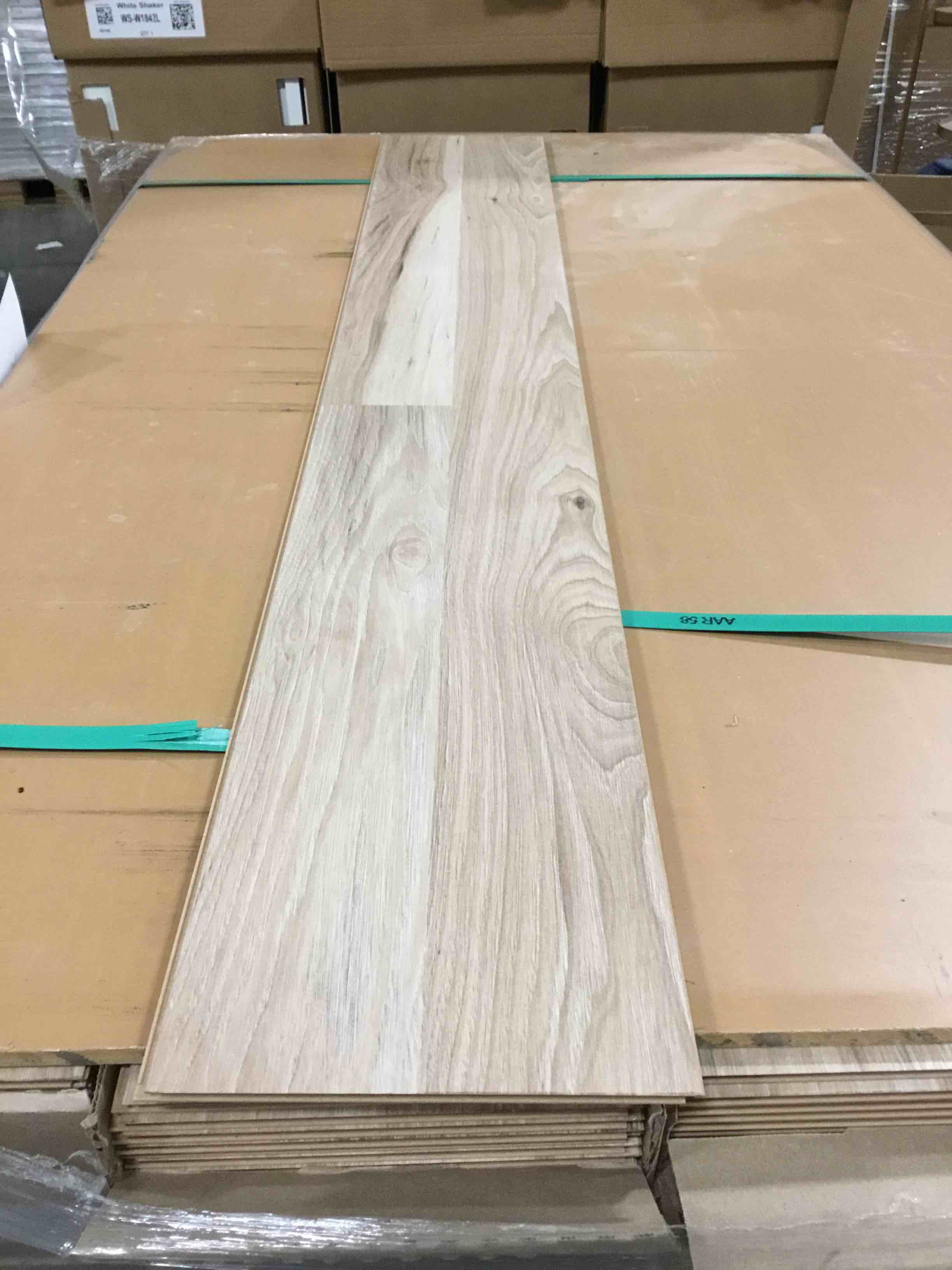 56 boxes 1,332.18 sq ft 7.5x50.75 7mm laminate flooring your bid per sq ft 