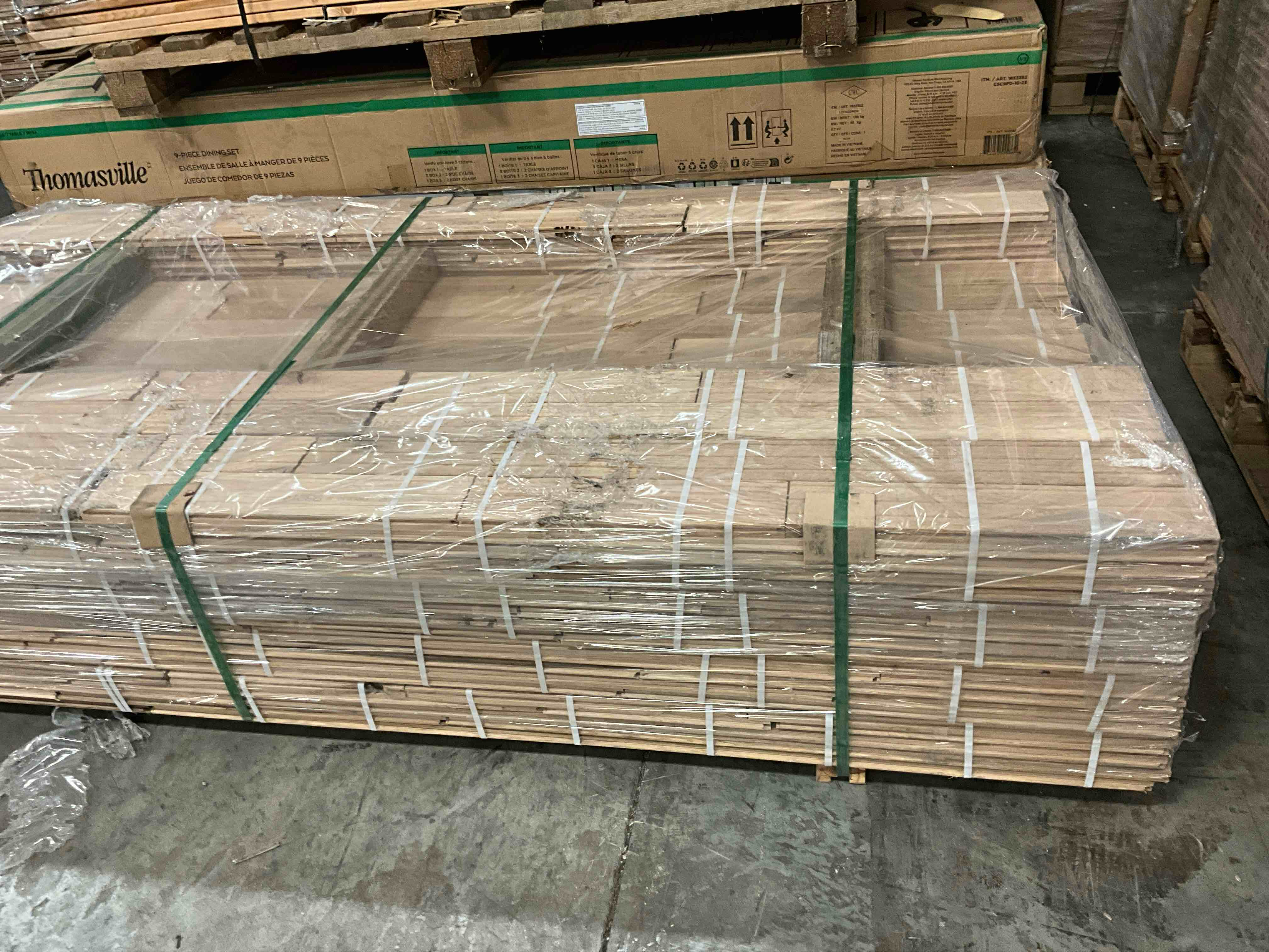 399 SQ FT OF White Oak Utility 3 1/4 INCH WIDE HARDWOOD 3/4 INCH THICK YOUR BID PER SQ FT