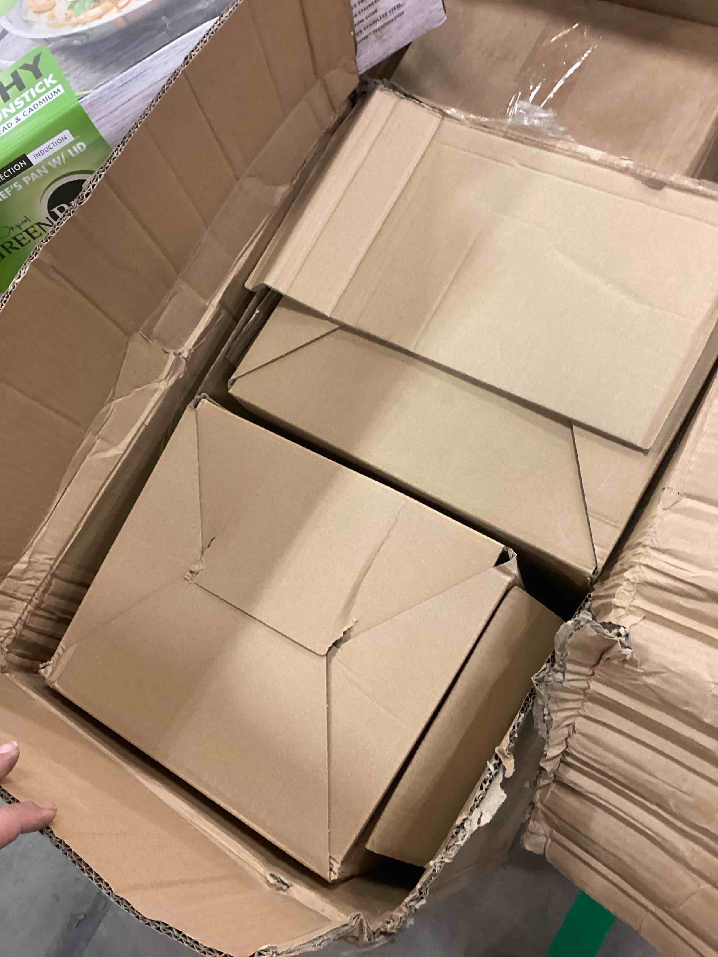 https://s3.amazonaws.com/lotting-images-prod/bidfta/GRA0254195_1735770247964.jpeg