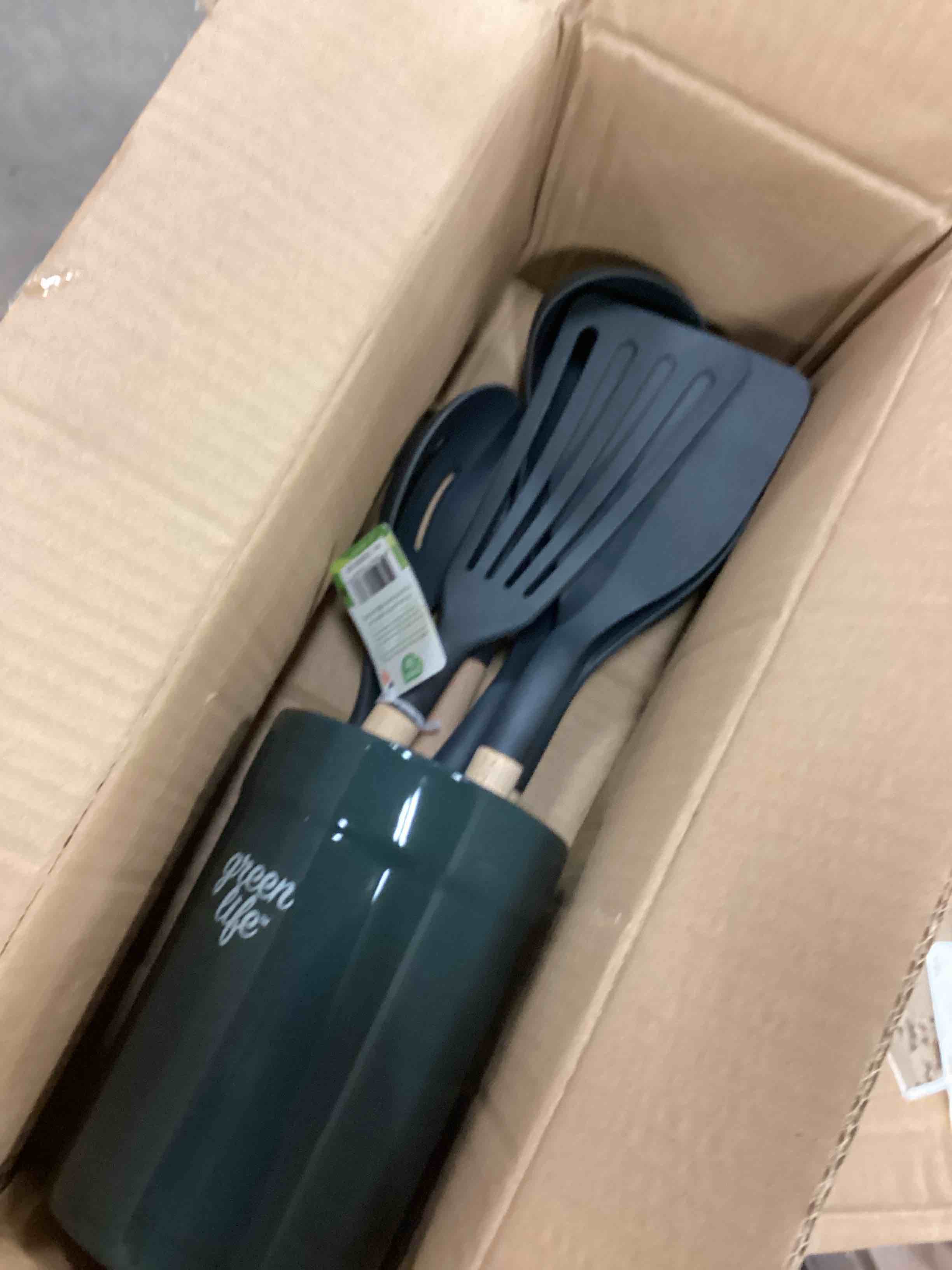 https://s3.amazonaws.com/lotting-images-prod/bidfta/GRA0254213_1735768603165.jpeg