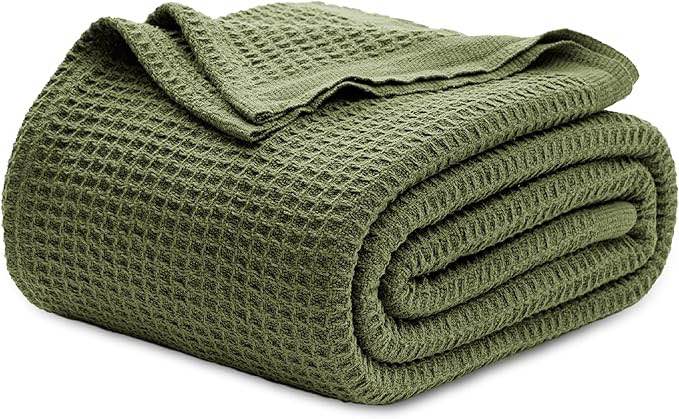 Bedsure 100% Cotton Blanket Queen Size for Bed - Waffle Weave Fall Blanket, Lightweight and Breathable Soft Woven Blanket for Summer, Olive Green, 90x90 Inches