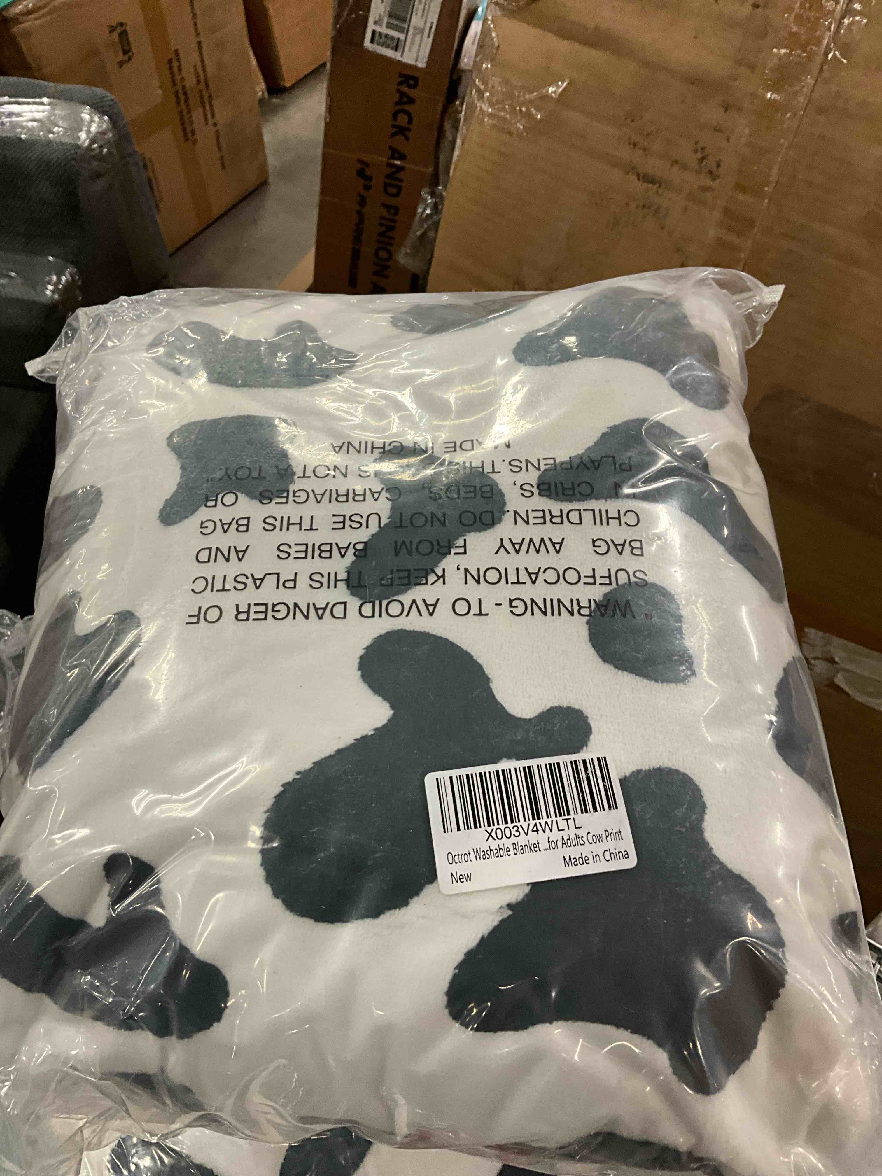 https://s3.amazonaws.com/lotting-images-prod/bidfta/GRA0254538_1734707412556.jpeg