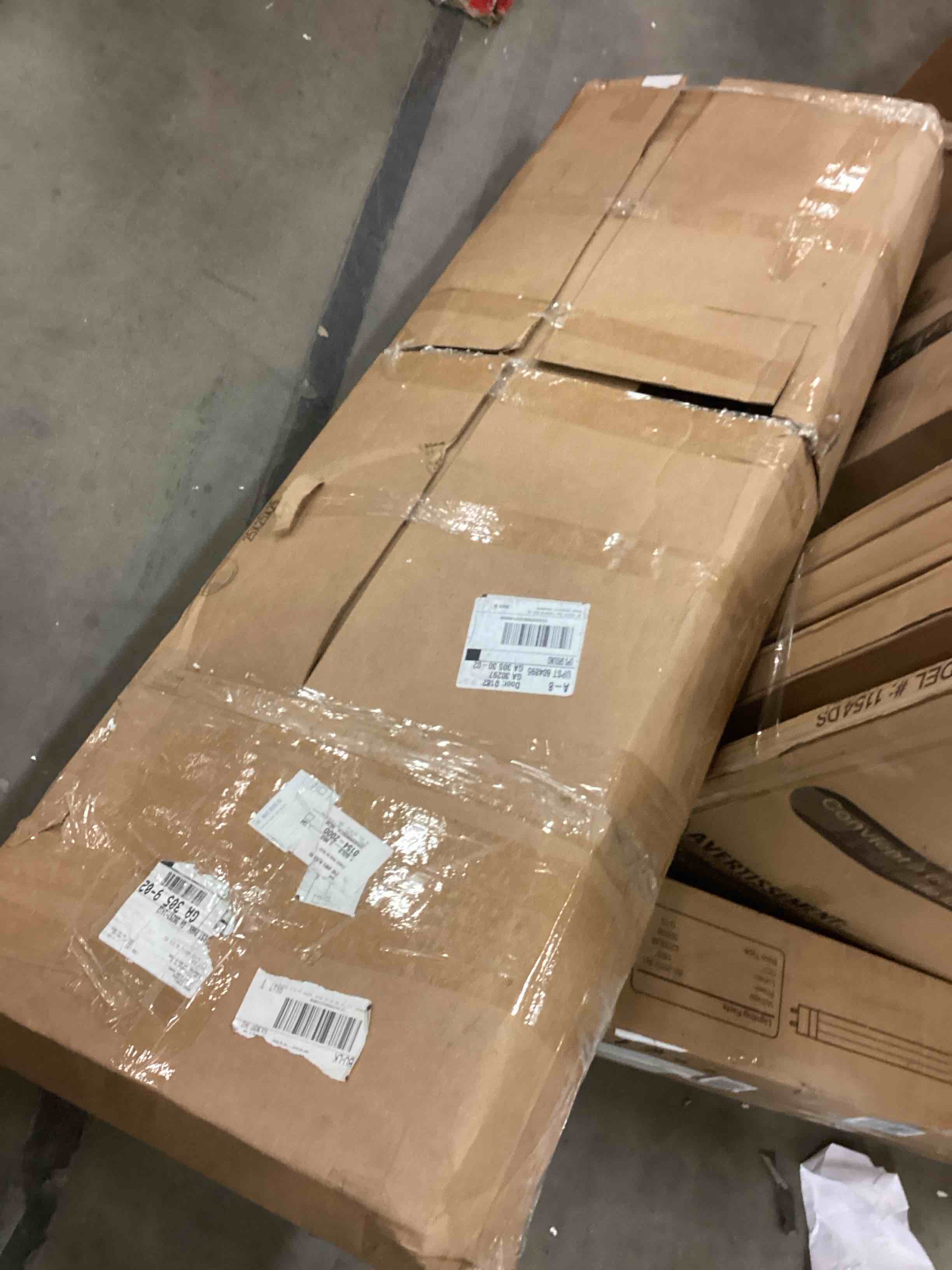 https://s3.amazonaws.com/lotting-images-prod/bidfta/GRA0255678_1733239480910.jpeg