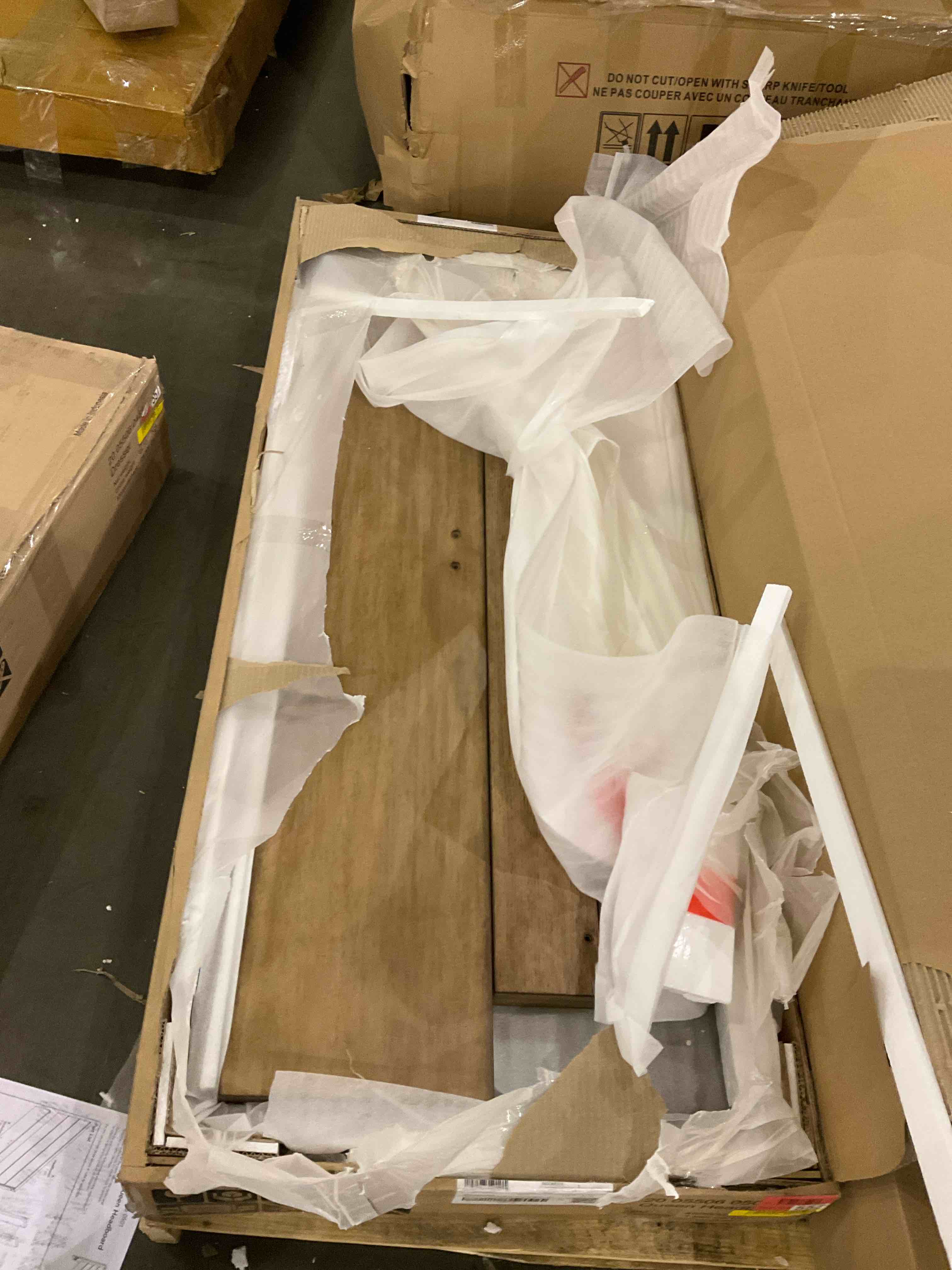 homestyles queen headboard,footboard and bed rails 