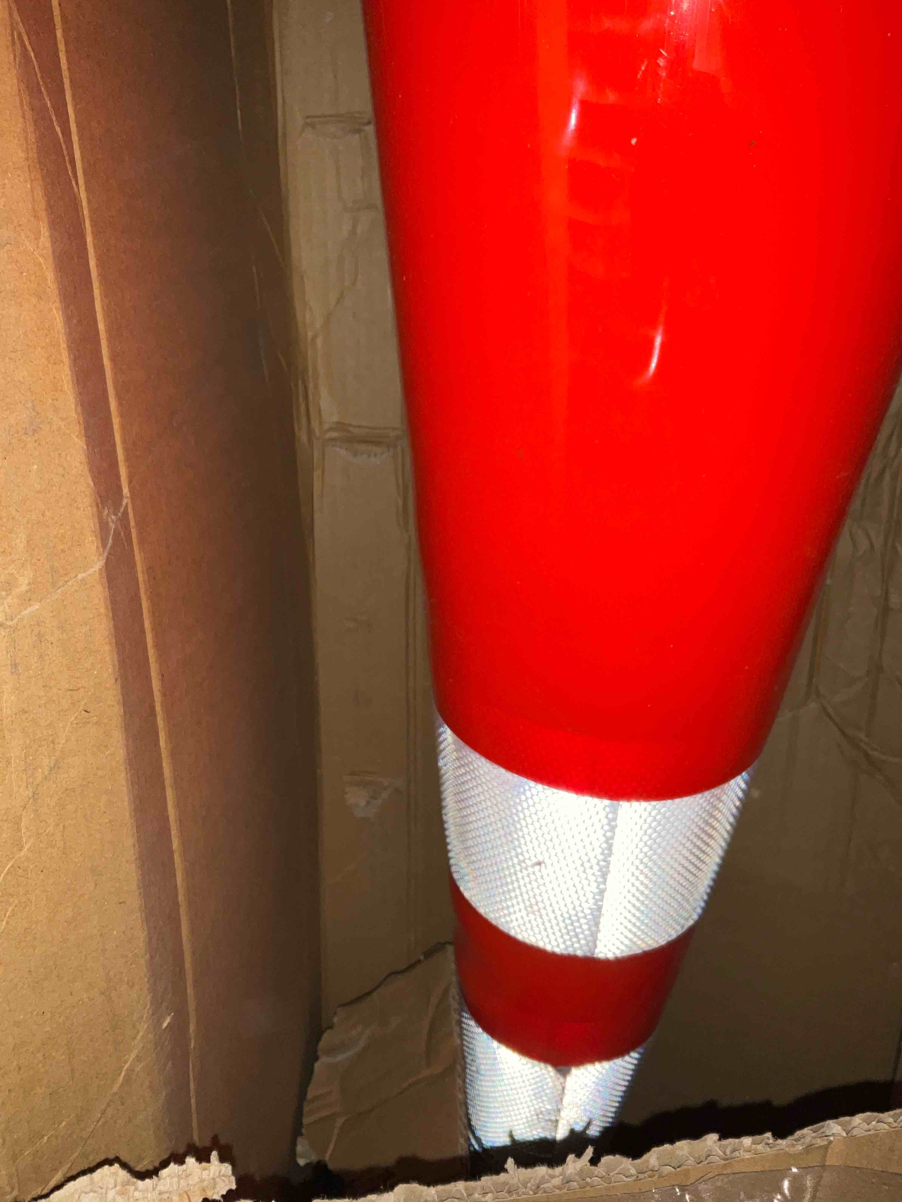 https://s3.amazonaws.com/lotting-images-prod/bidfta/GRA0264354_1738157767407.jpeg
