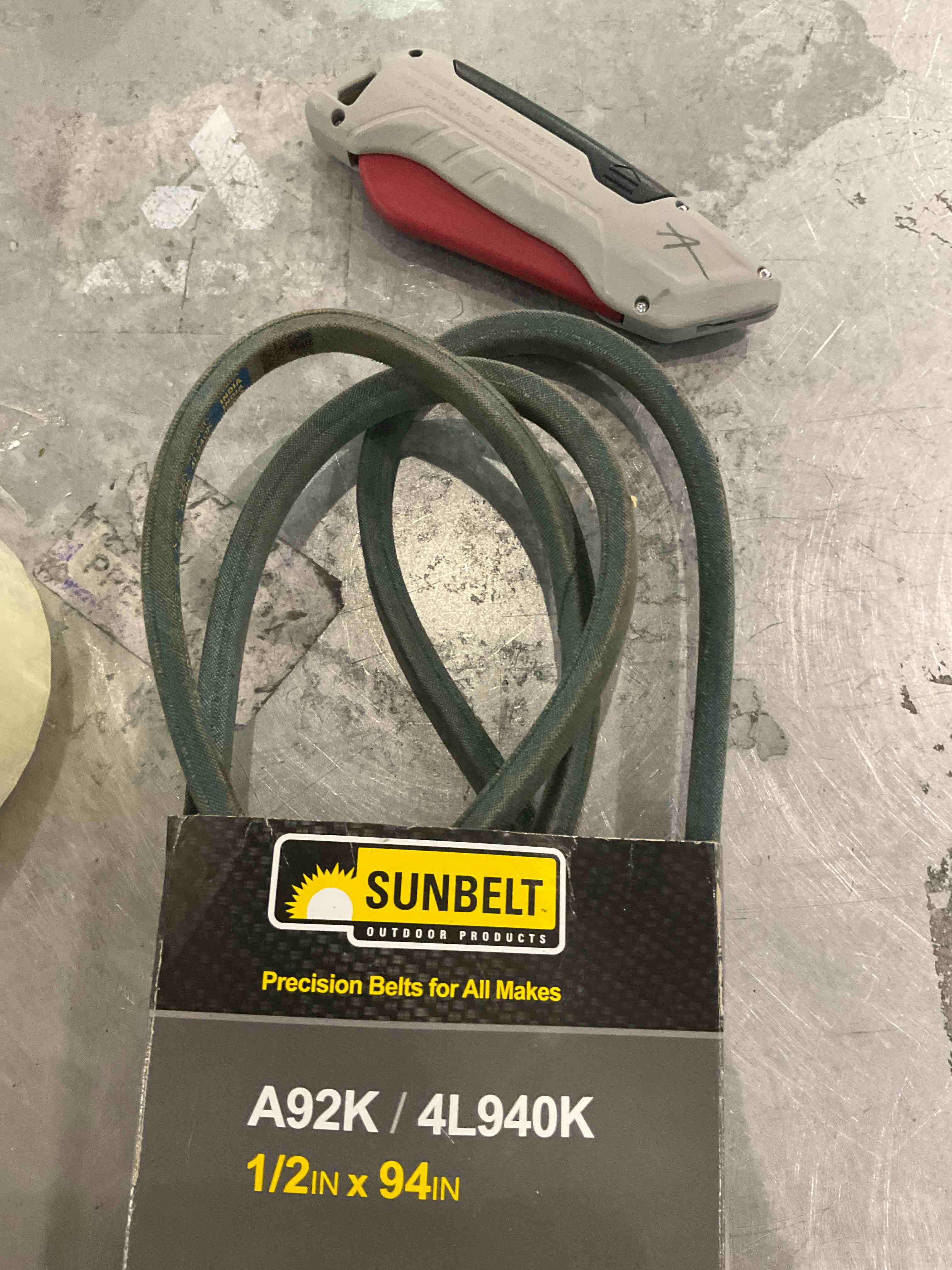 https://s3.amazonaws.com/lotting-images-prod/bidfta/GRA0264789_1737120193774.jpeg