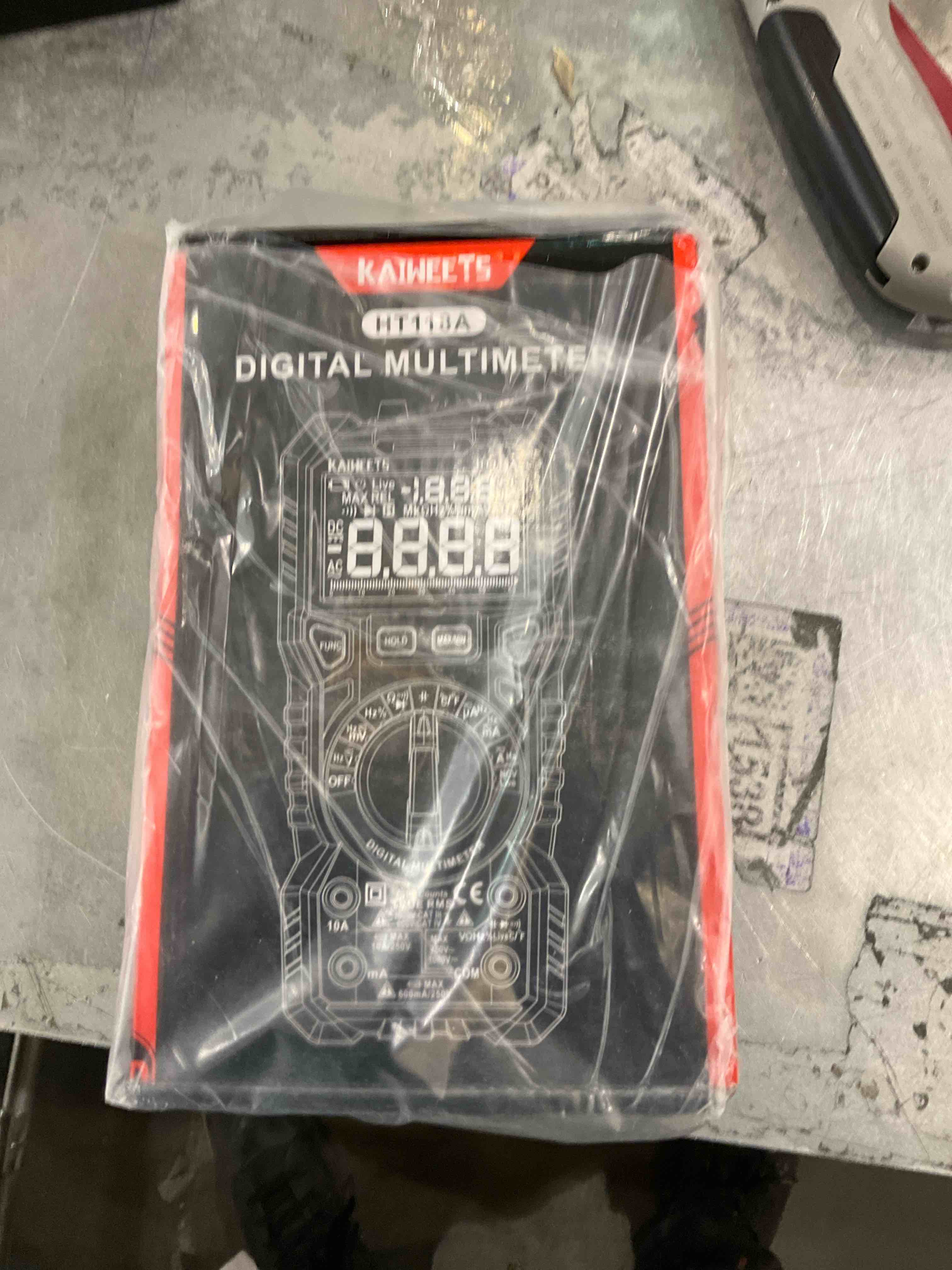 digital multimeter 