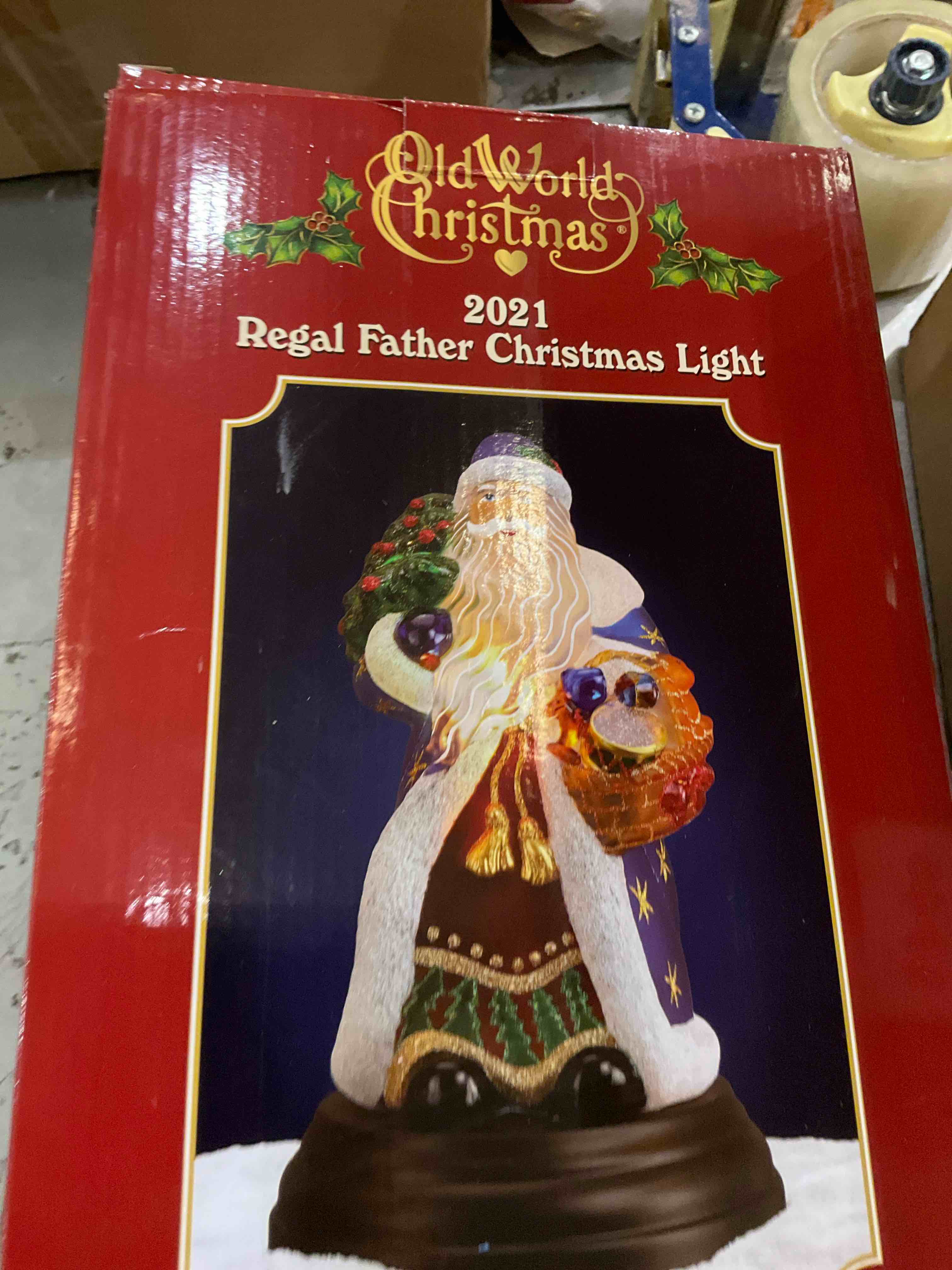 regal Father Christmas light