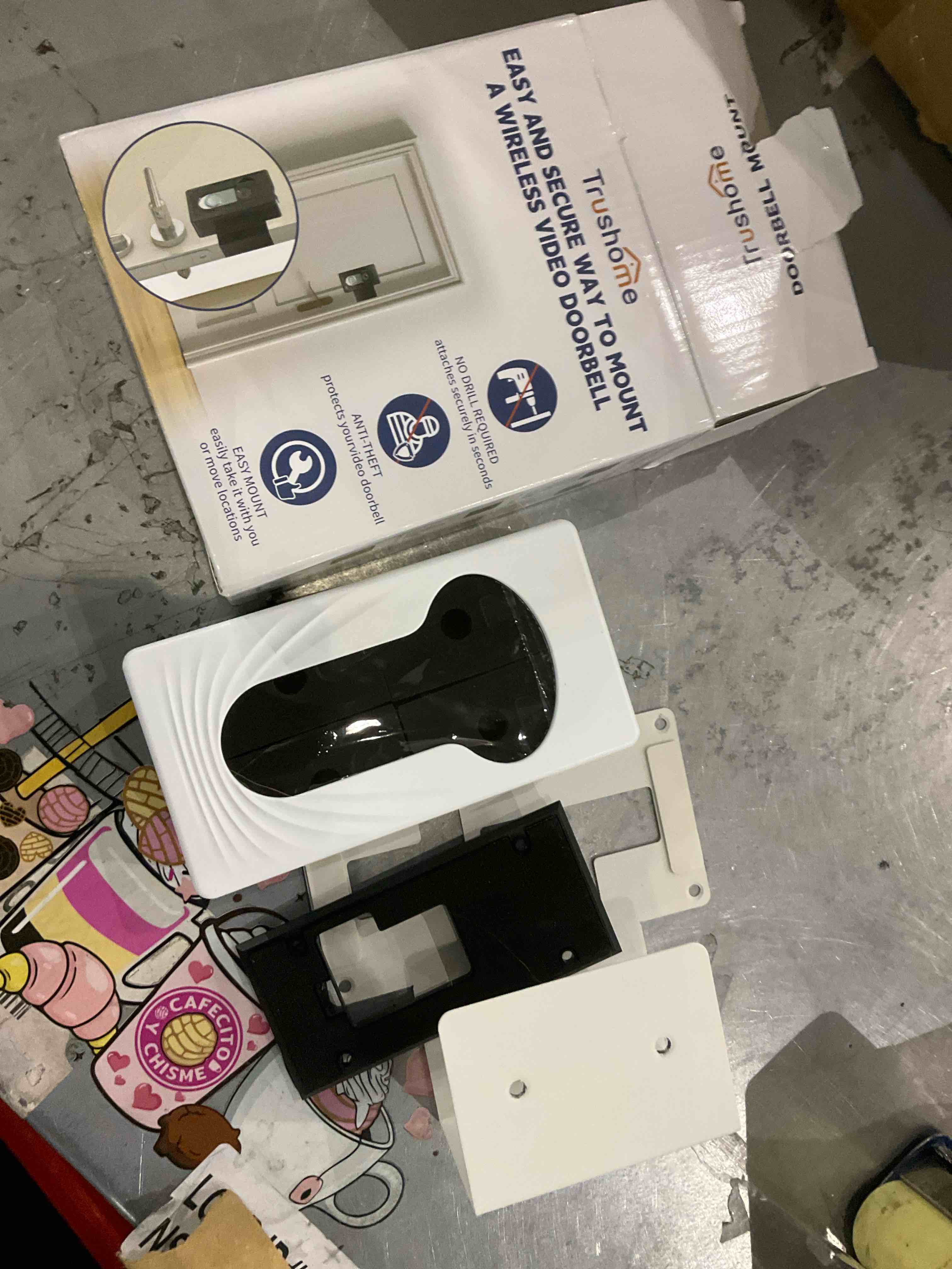 https://s3.amazonaws.com/lotting-images-prod/bidfta/GRA0265380_1736772910878.jpeg