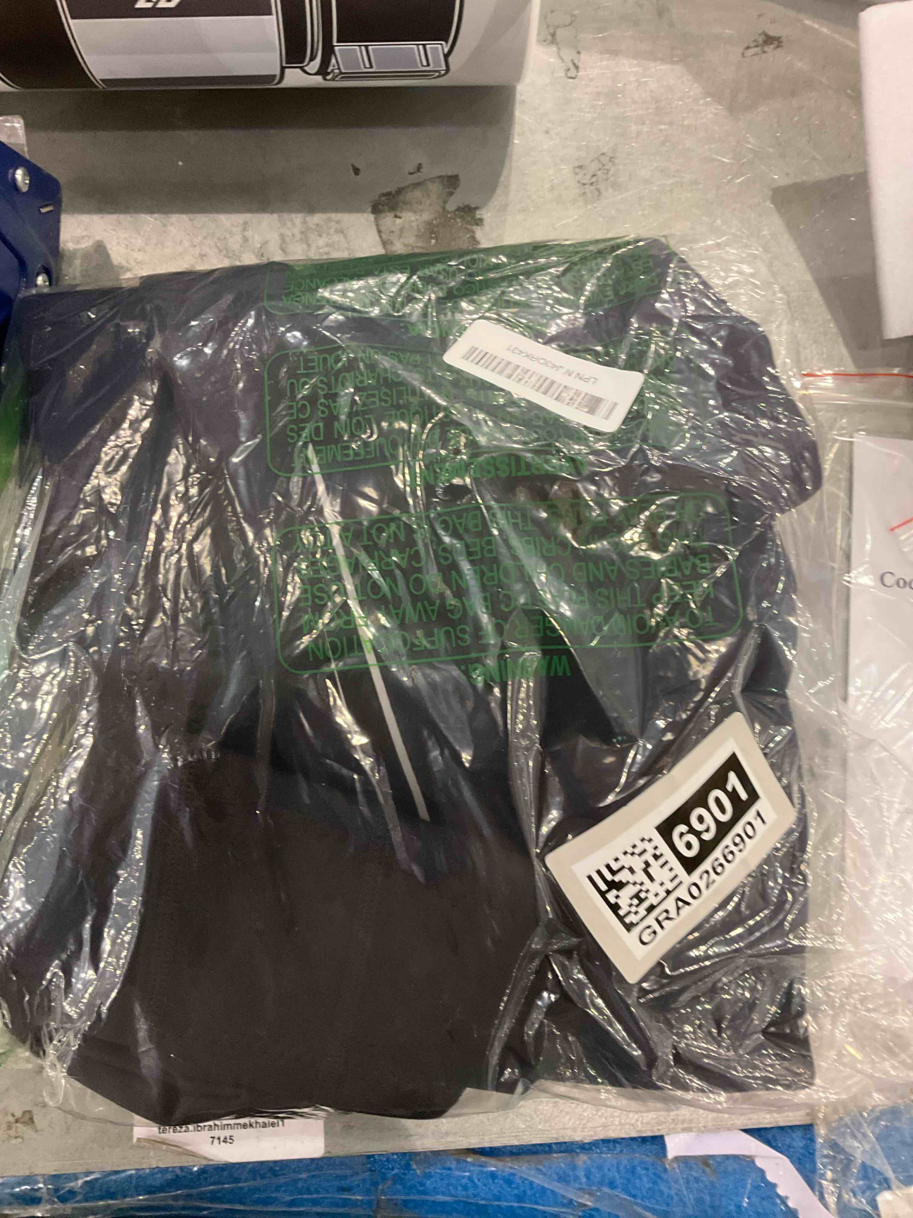 black unknown item