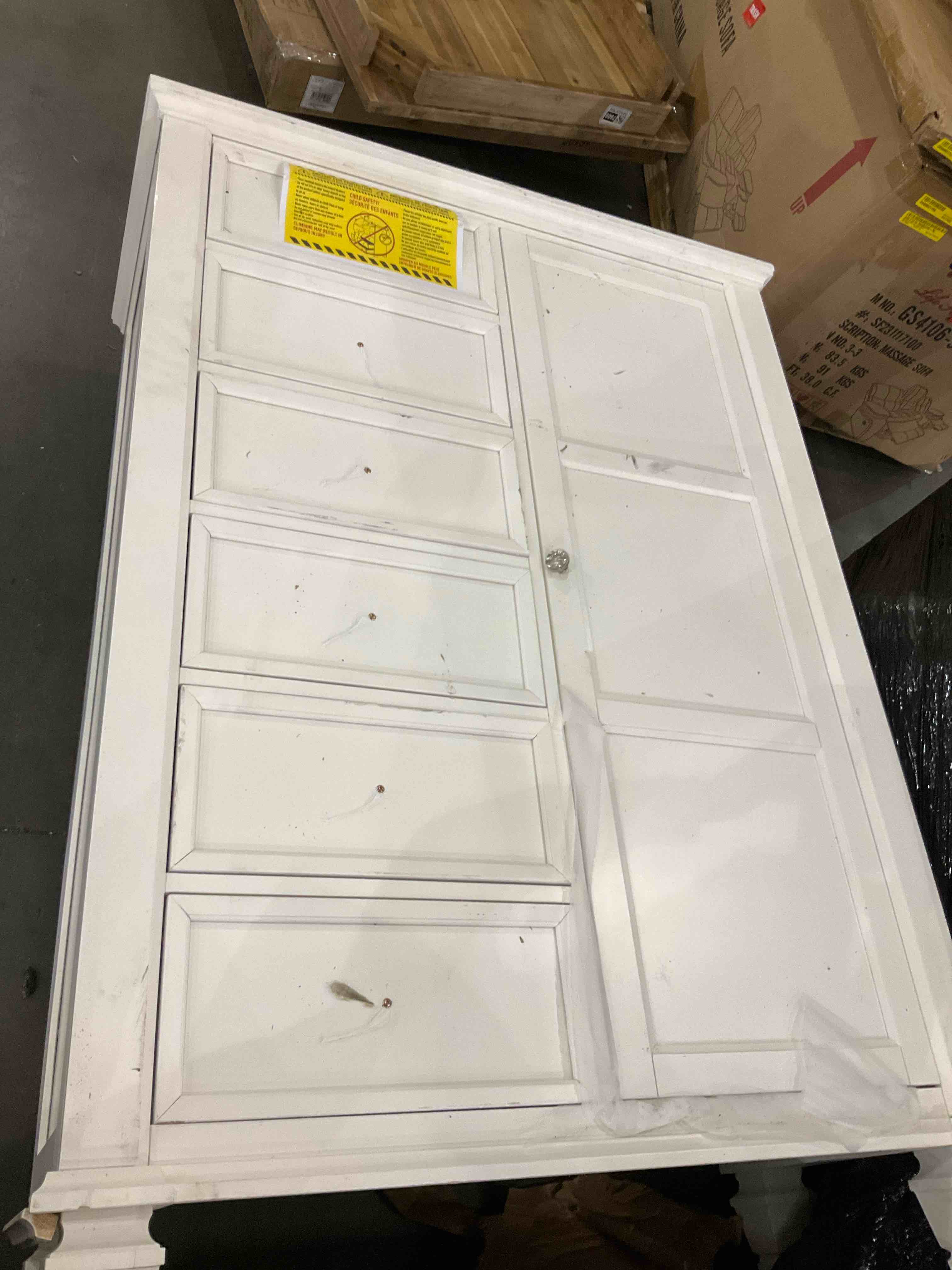 Fraser 8 Drawer Gentleman's Chest