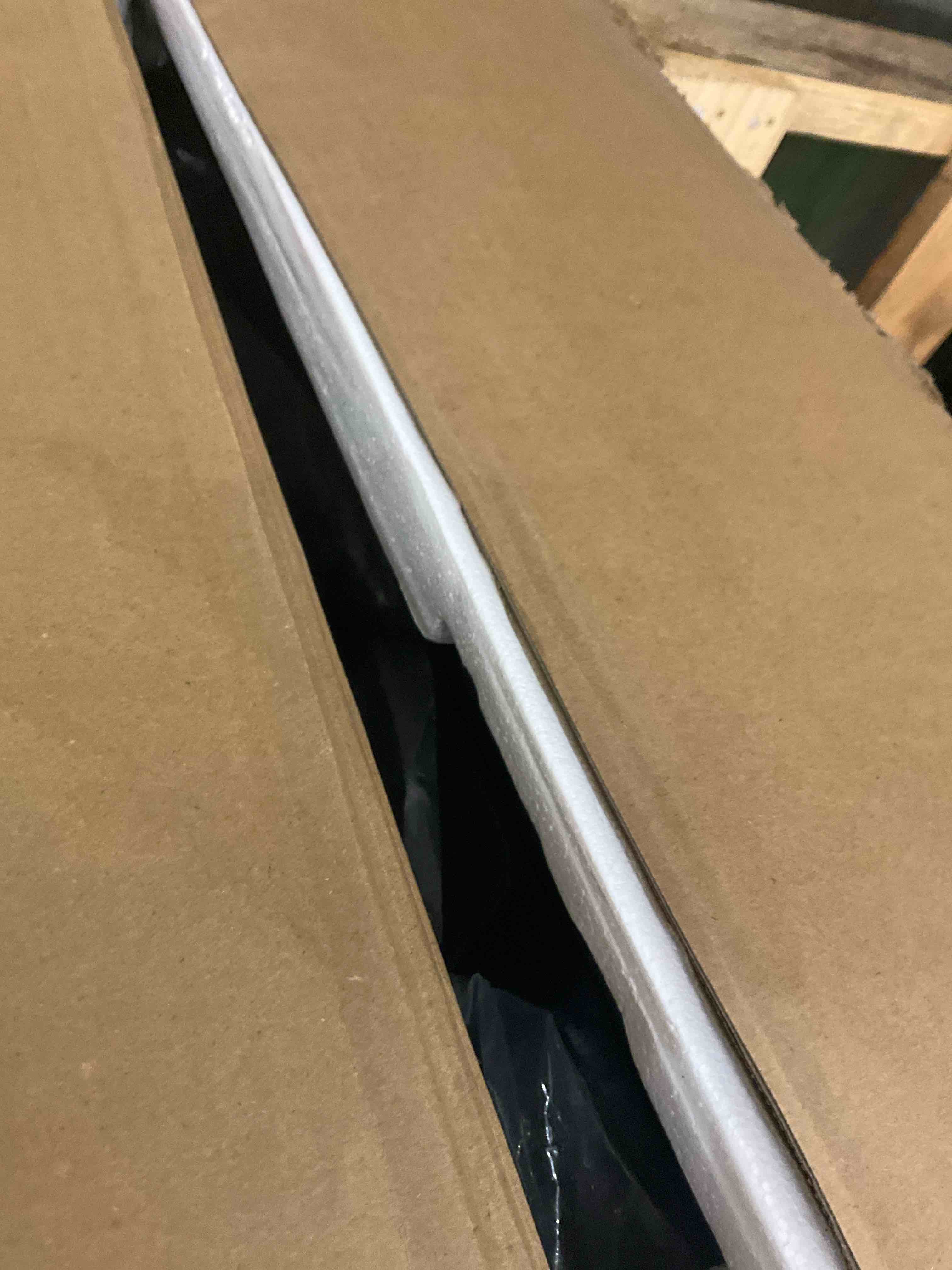 https://s3.amazonaws.com/lotting-images-prod/bidfta/GRA0268283_1731349616270.jpeg
