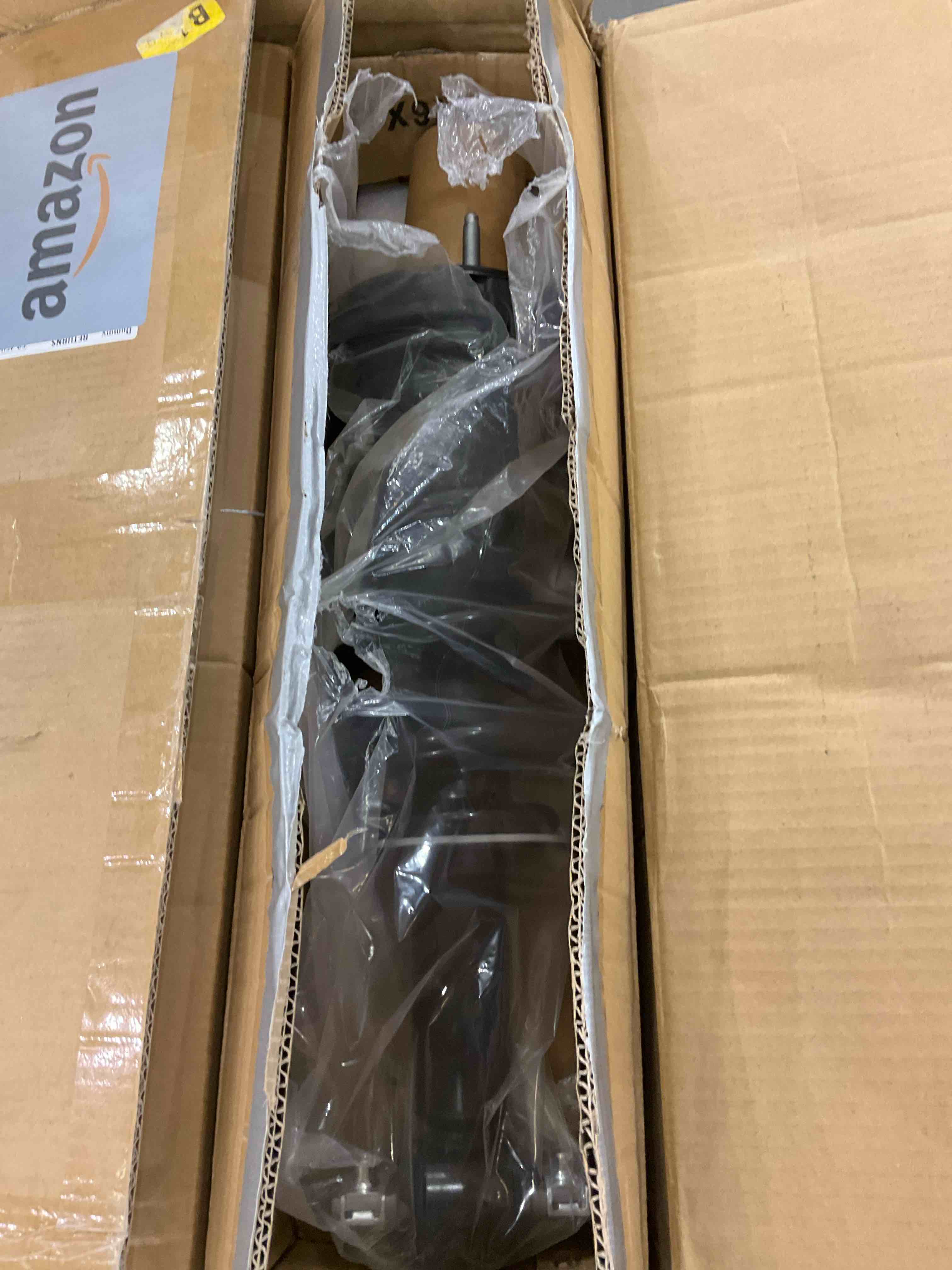 https://s3.amazonaws.com/lotting-images-prod/bidfta/GRA0268710_1729605066259.jpeg
