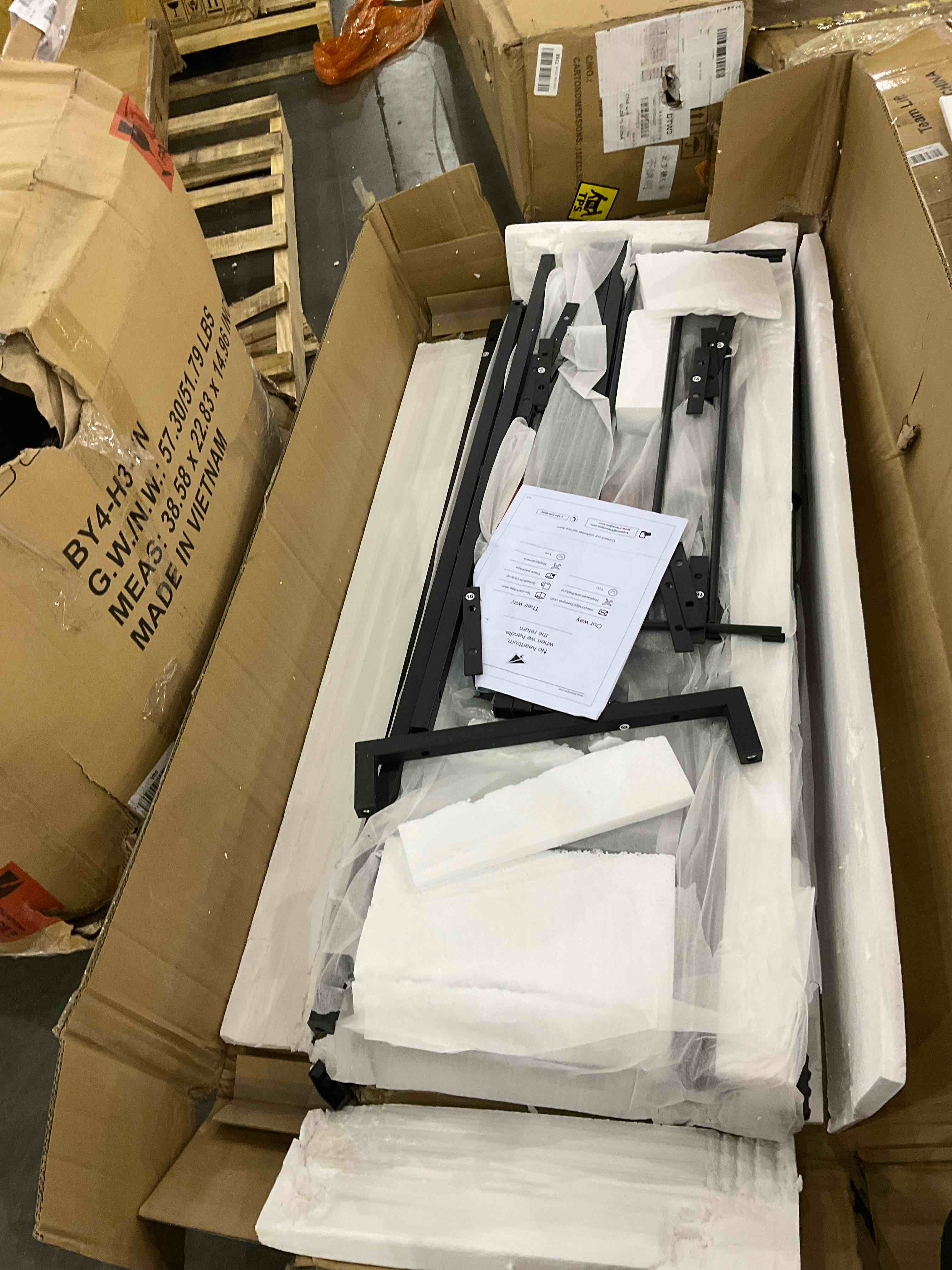 https://s3.amazonaws.com/lotting-images-prod/bidfta/GRA0268742_1729599614412.jpeg
