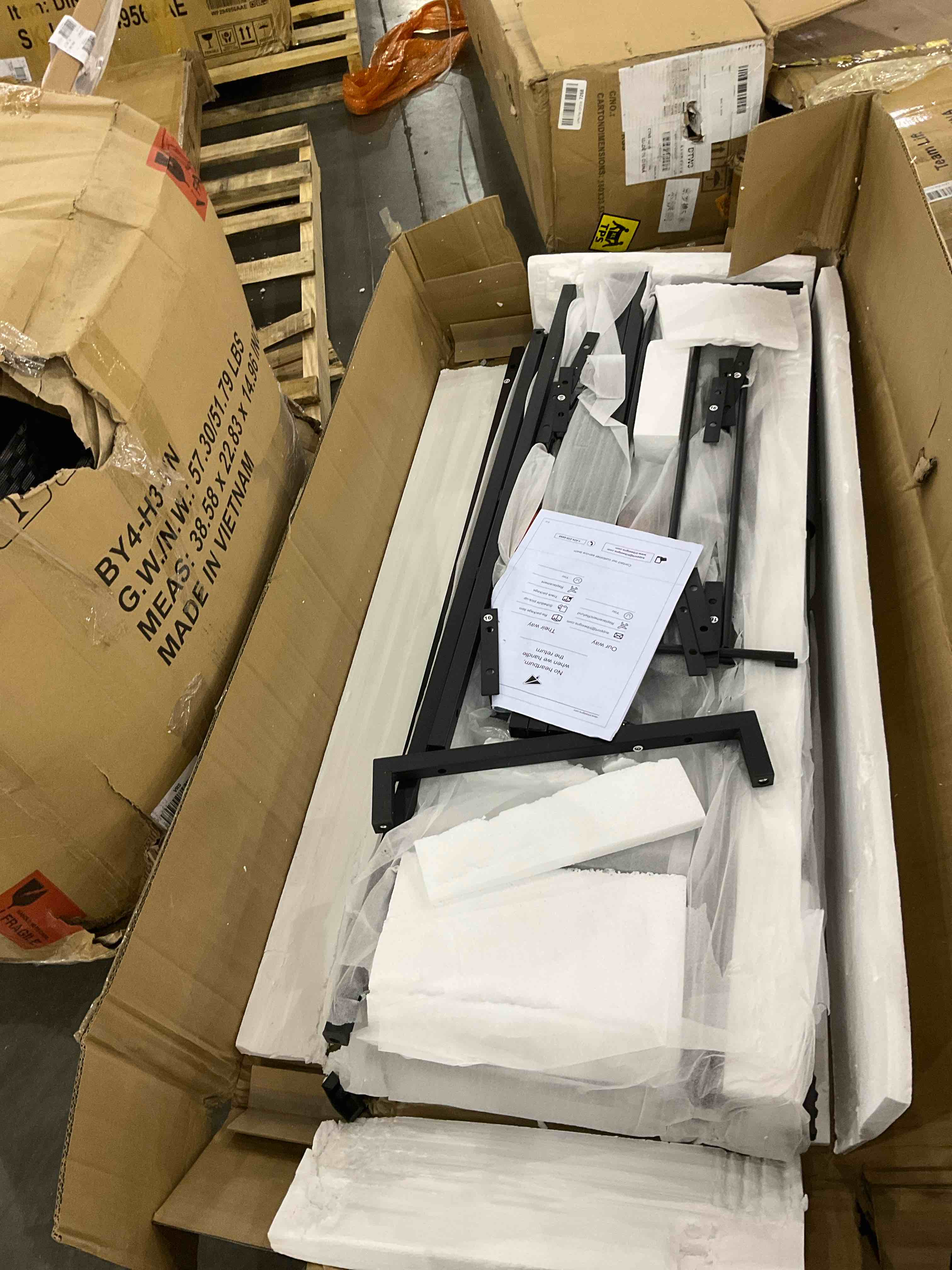 https://s3.amazonaws.com/lotting-images-prod/bidfta/GRA0268742_1729599616117.jpeg