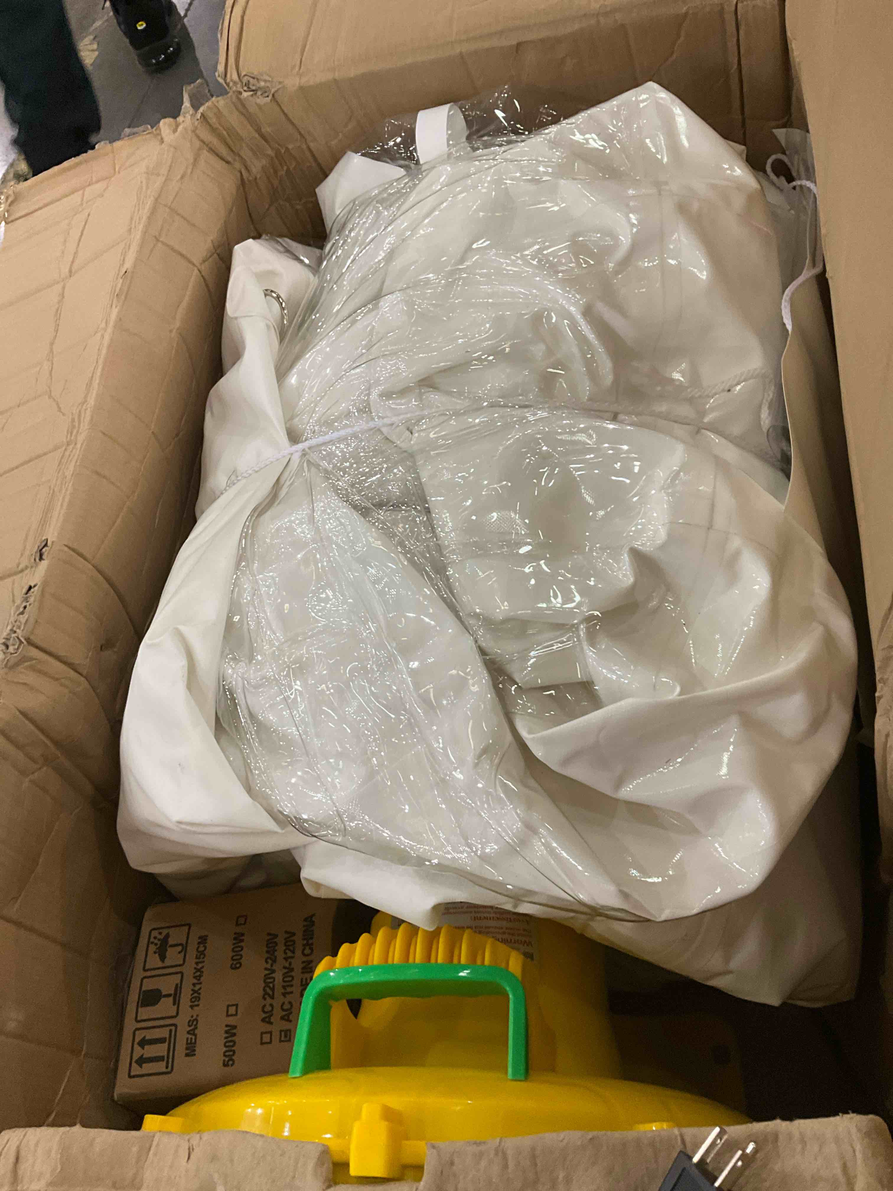 https://s3.amazonaws.com/lotting-images-prod/bidfta/GRA0268951_1729519142977.jpeg