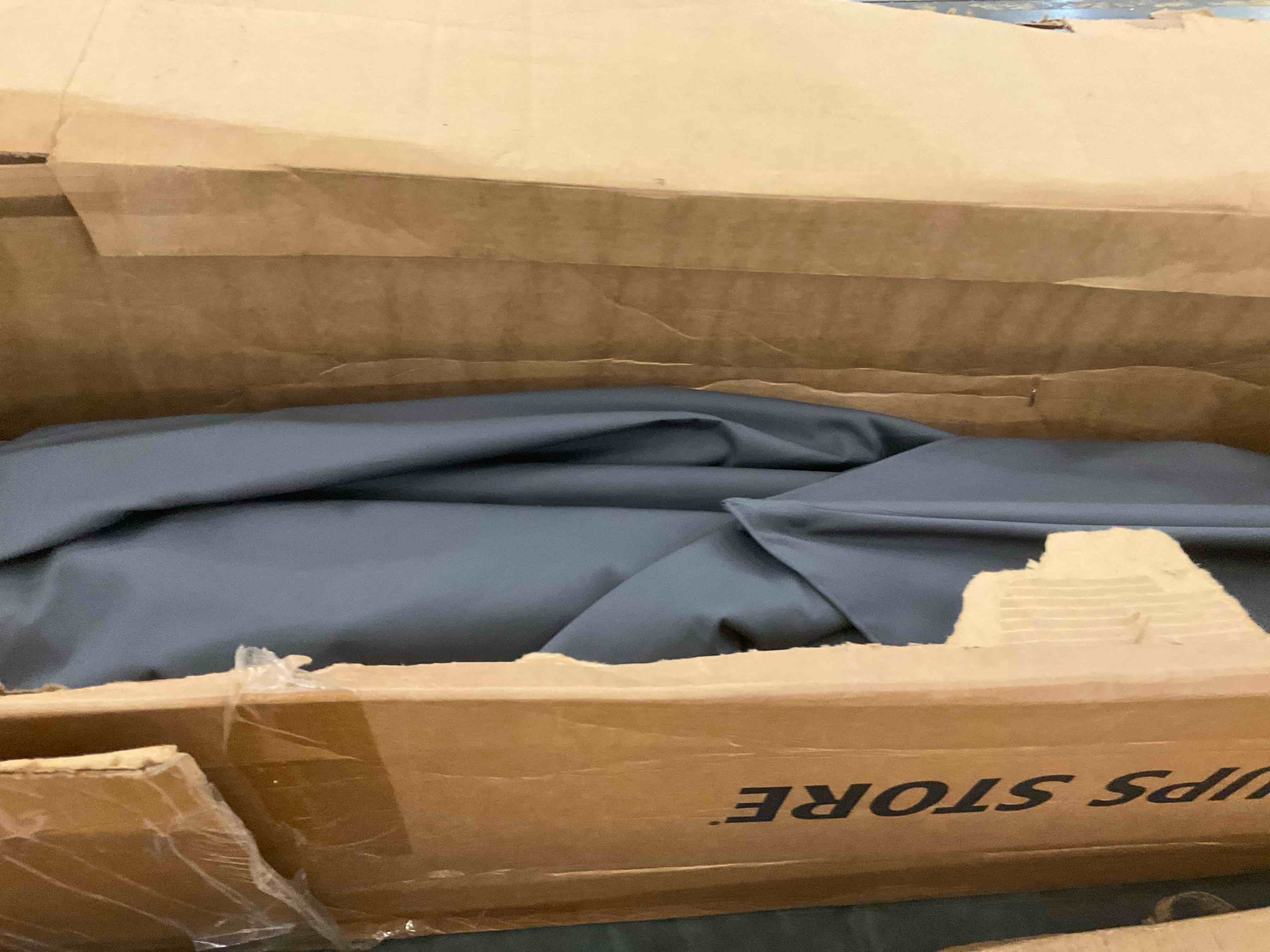 https://s3.amazonaws.com/lotting-images-prod/bidfta/GRA0269297_1729104334635.jpeg