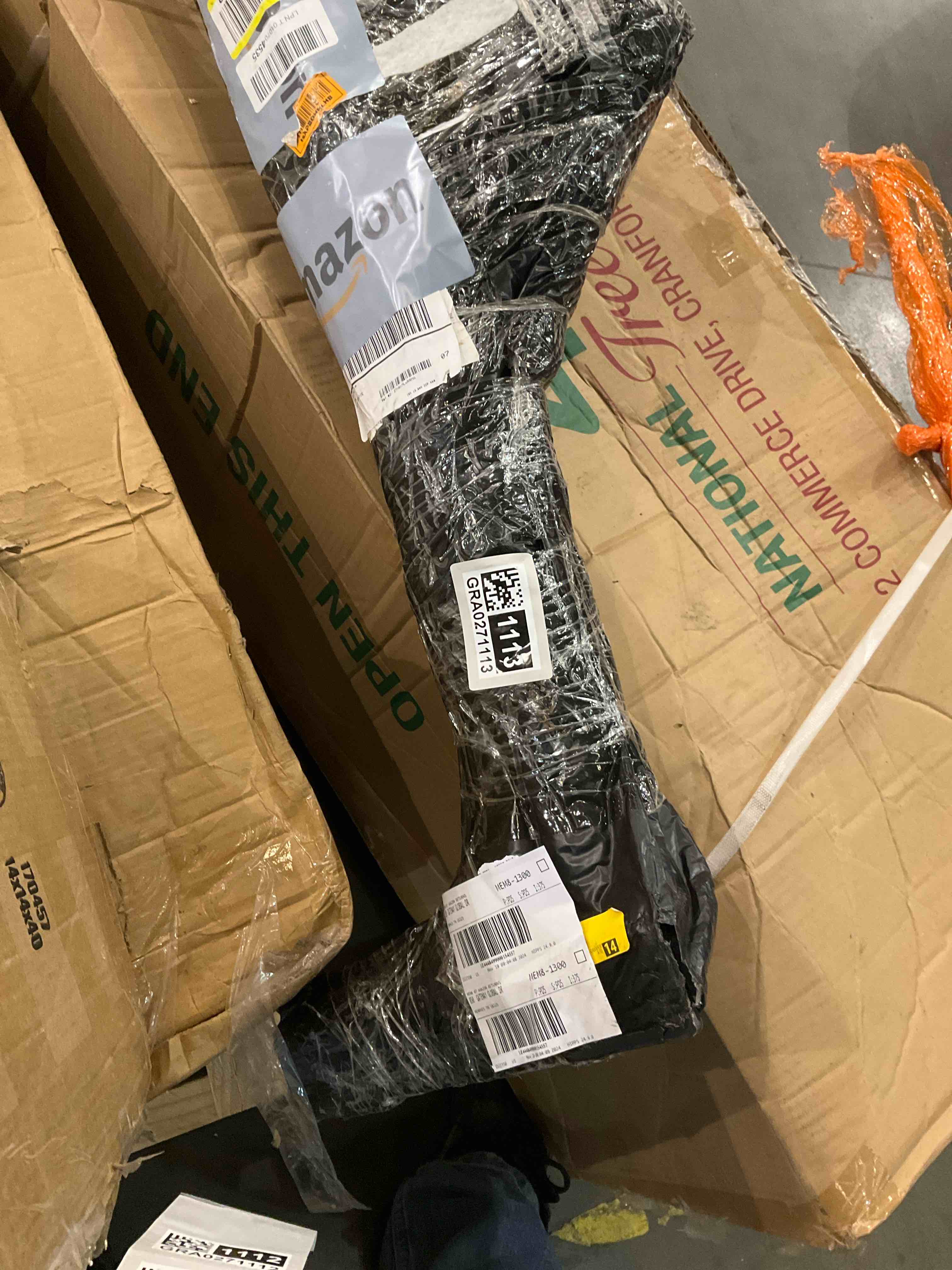 https://s3.amazonaws.com/lotting-images-prod/bidfta/GRA0271113_1733244075736.jpeg