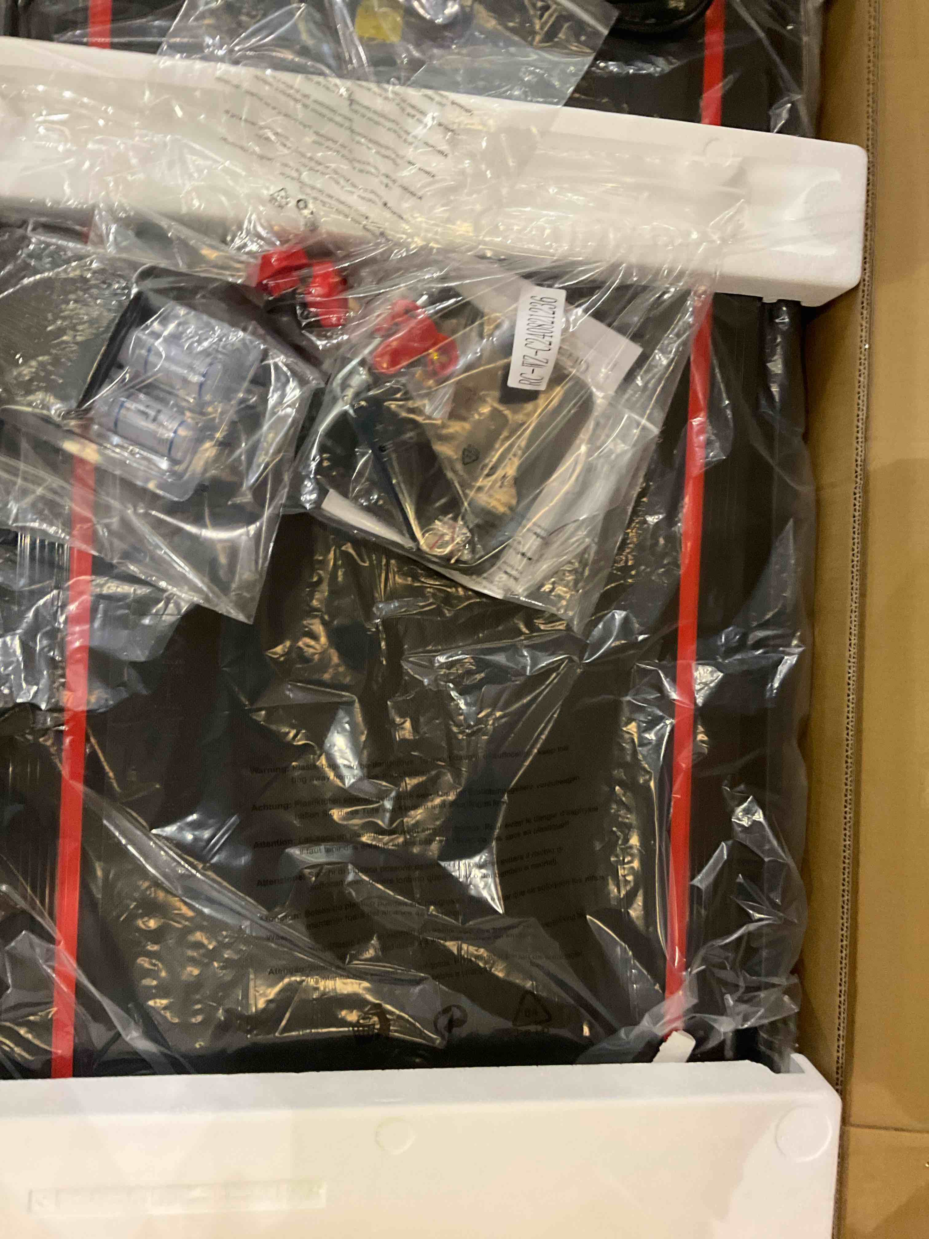https://s3.amazonaws.com/lotting-images-prod/bidfta/GRA0271425_1732898459567.jpeg