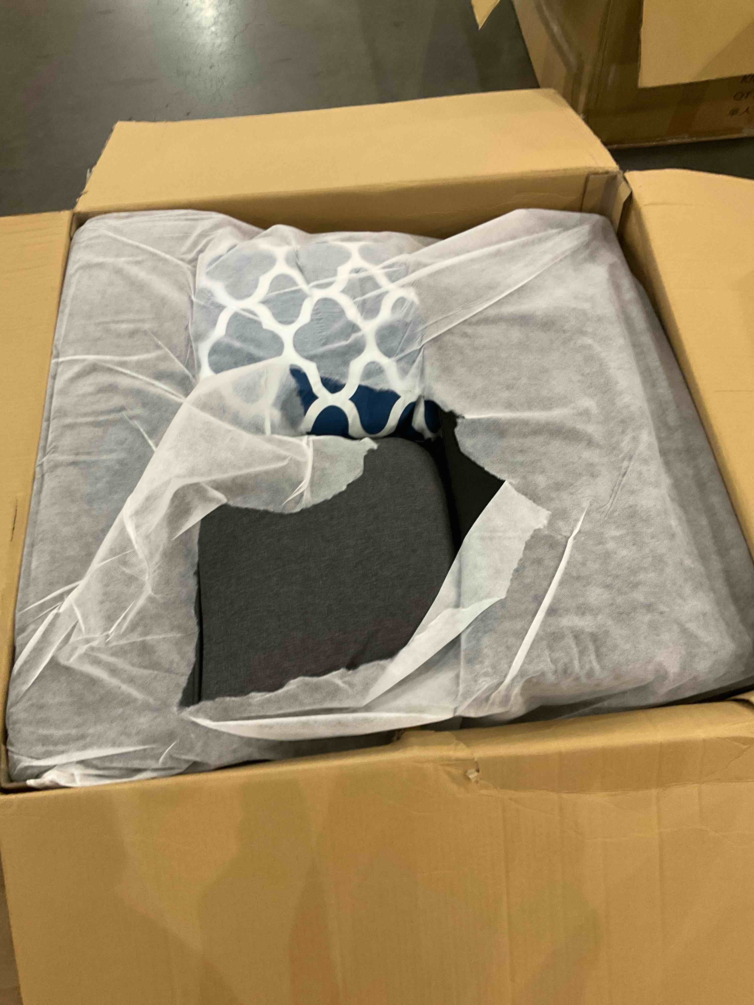 https://s3.amazonaws.com/lotting-images-prod/bidfta/GRA0271640_1731003885018.jpeg