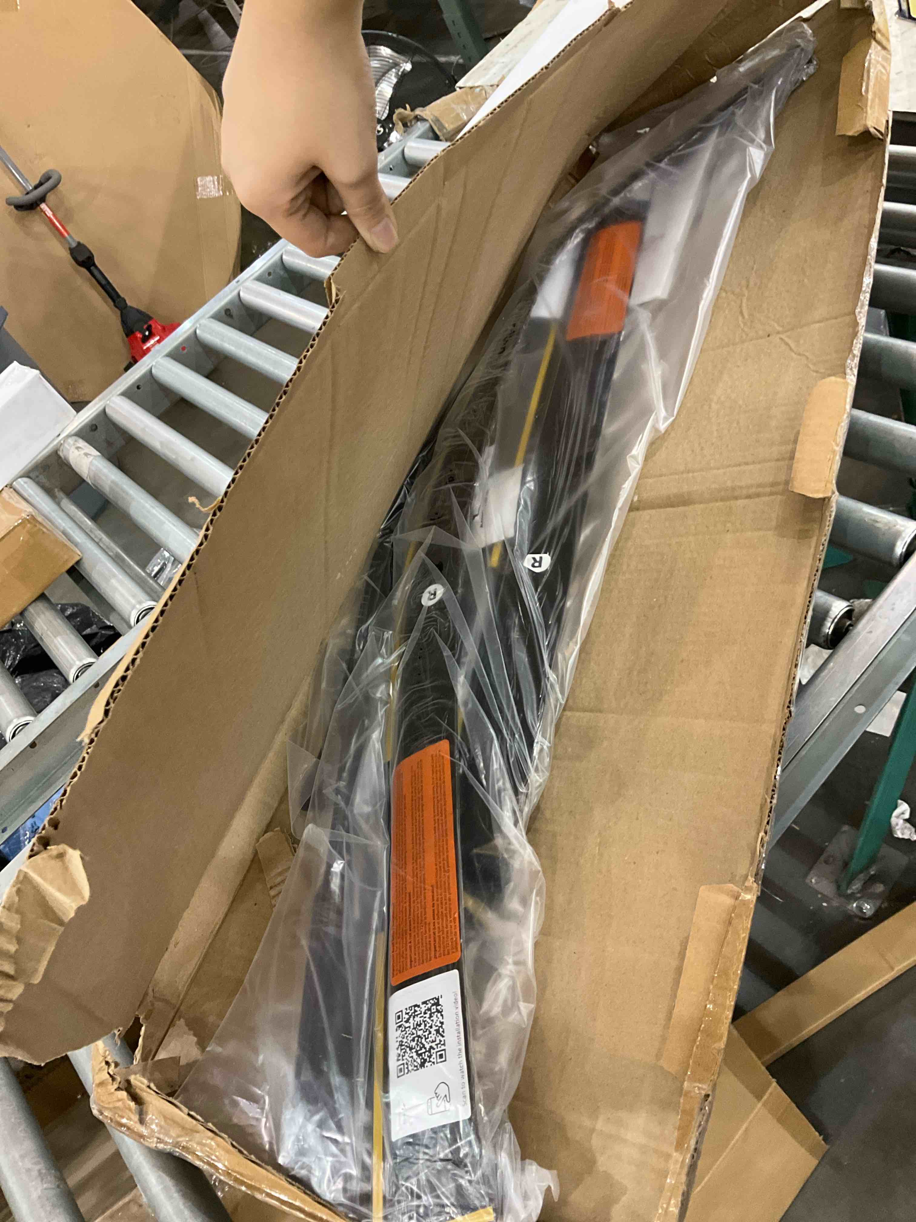 https://s3.amazonaws.com/lotting-images-prod/bidfta/GRA0271947_1730559301351.jpeg