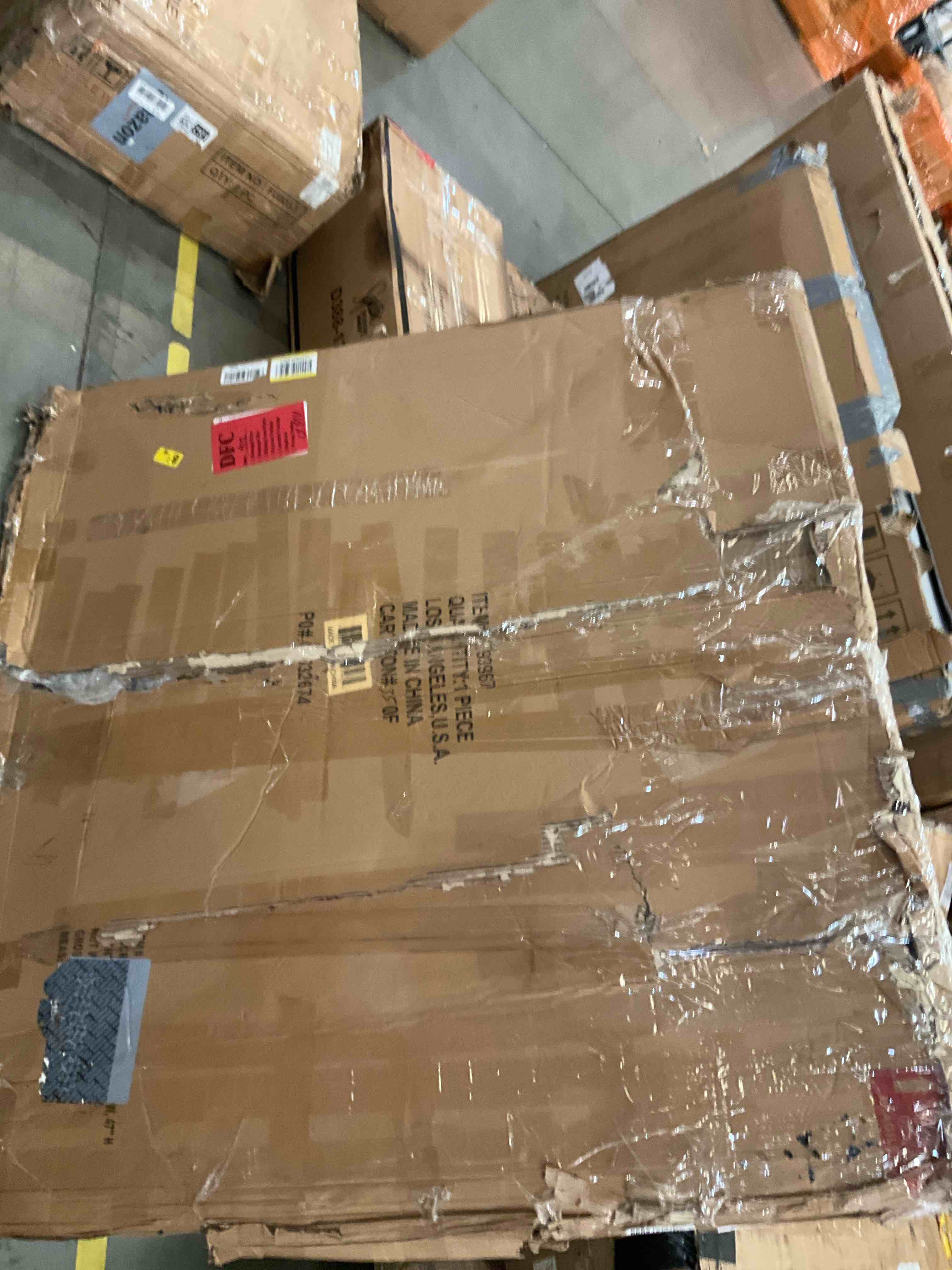 https://s3.amazonaws.com/lotting-images-prod/bidfta/GRA0272099_1729882053143.jpeg