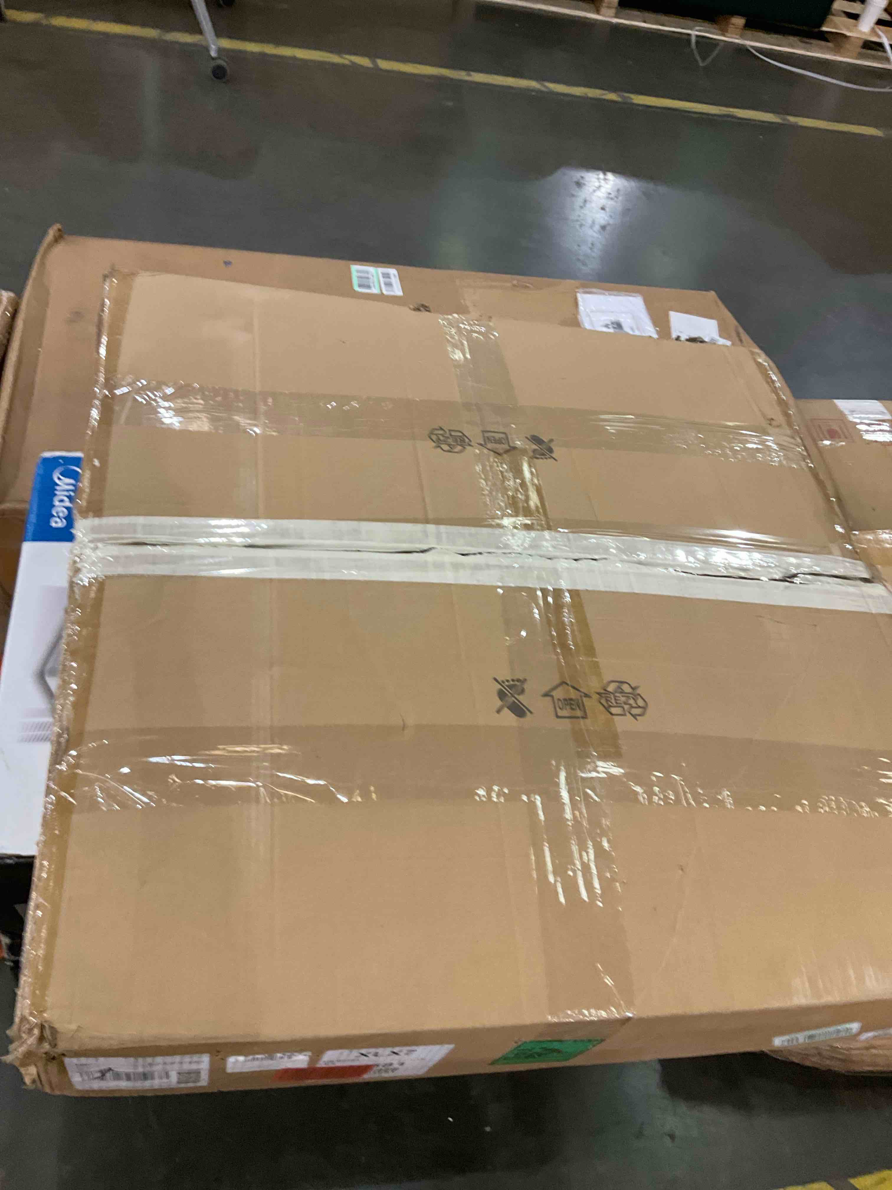 https://s3.amazonaws.com/lotting-images-prod/bidfta/GRA0272124_1729863460896.jpeg