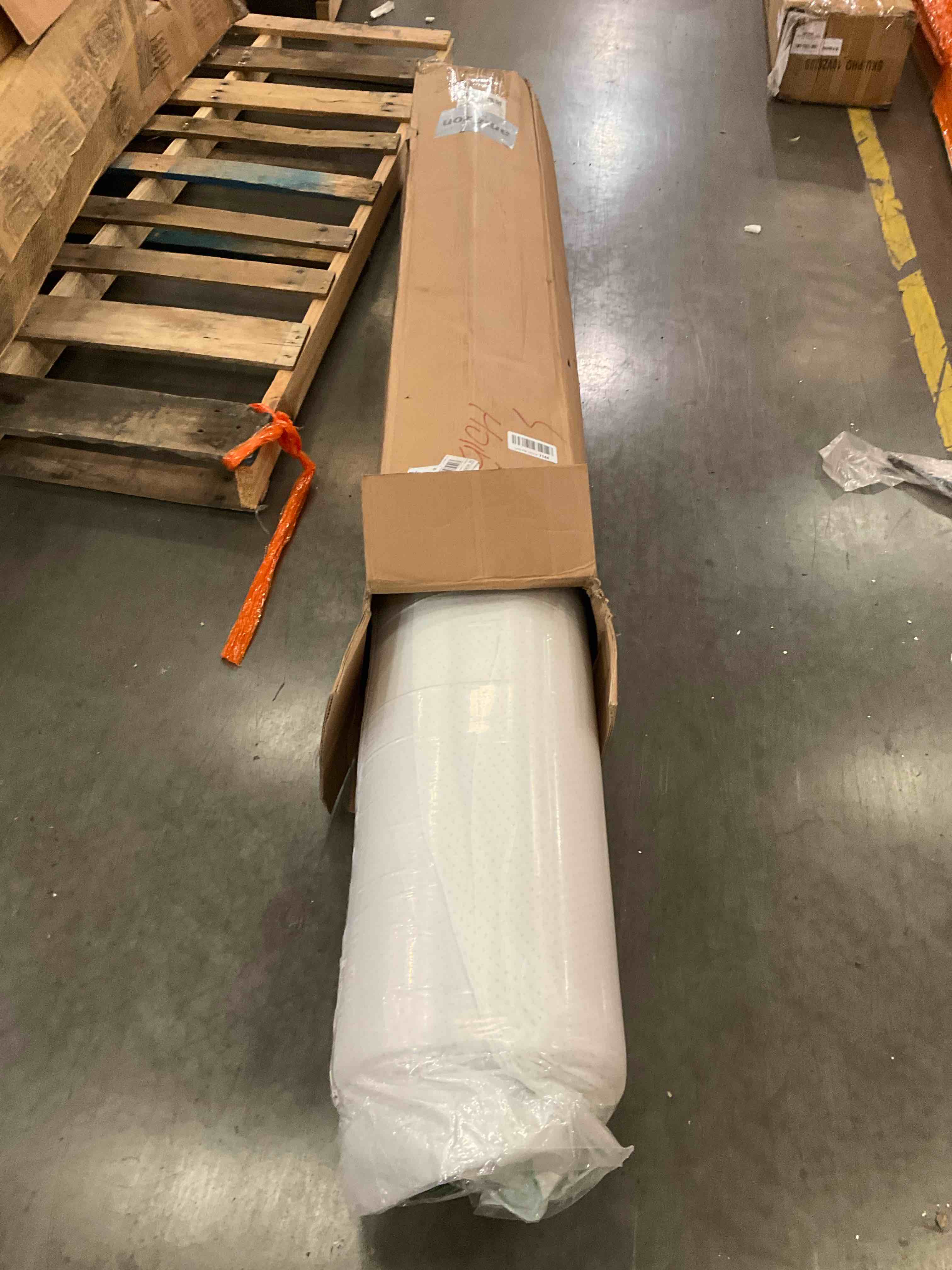 https://s3.amazonaws.com/lotting-images-prod/bidfta/GRA0272487_1729537349942.jpeg