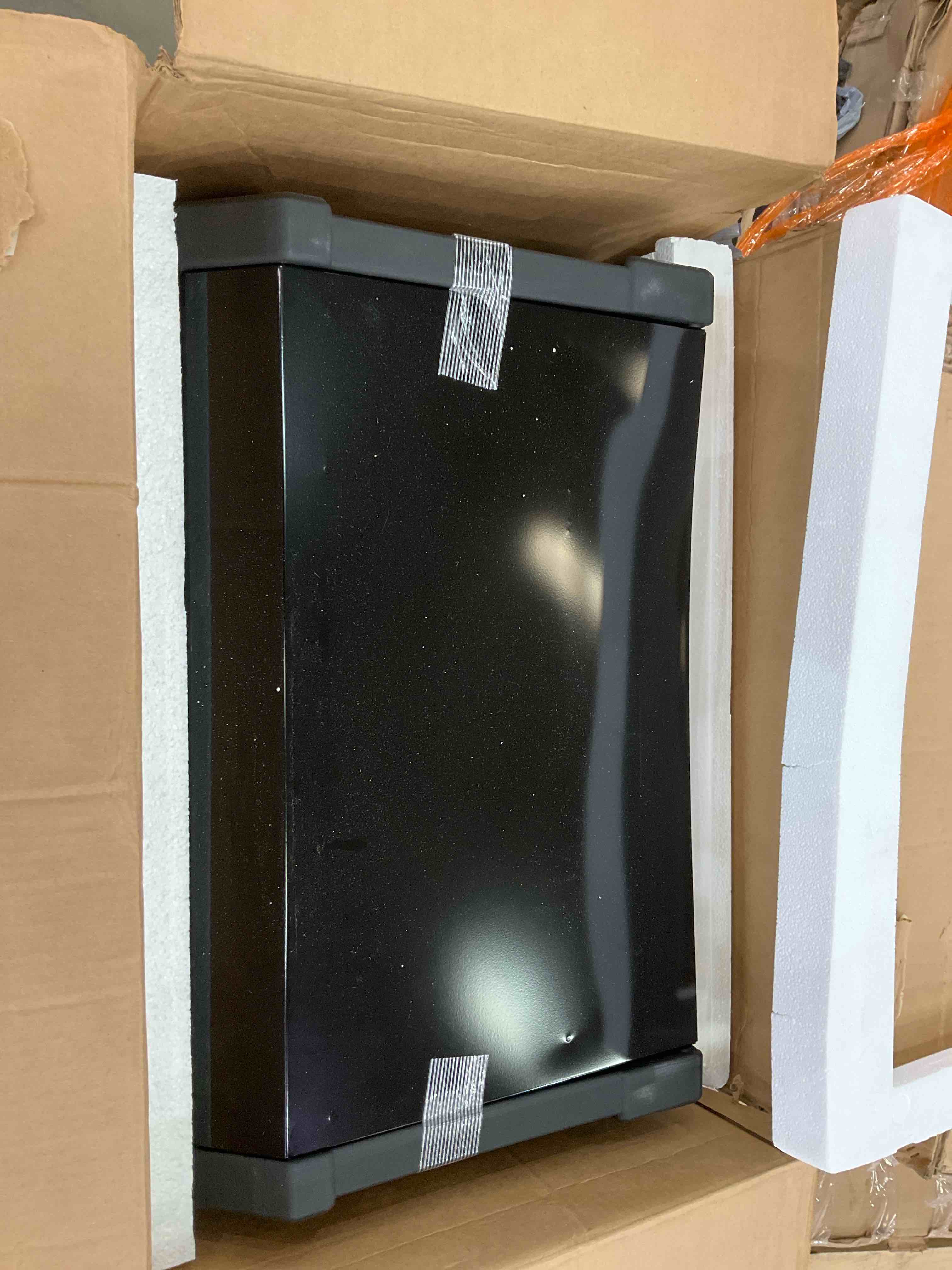 https://s3.amazonaws.com/lotting-images-prod/bidfta/GRA0272512_1729525568373.jpeg