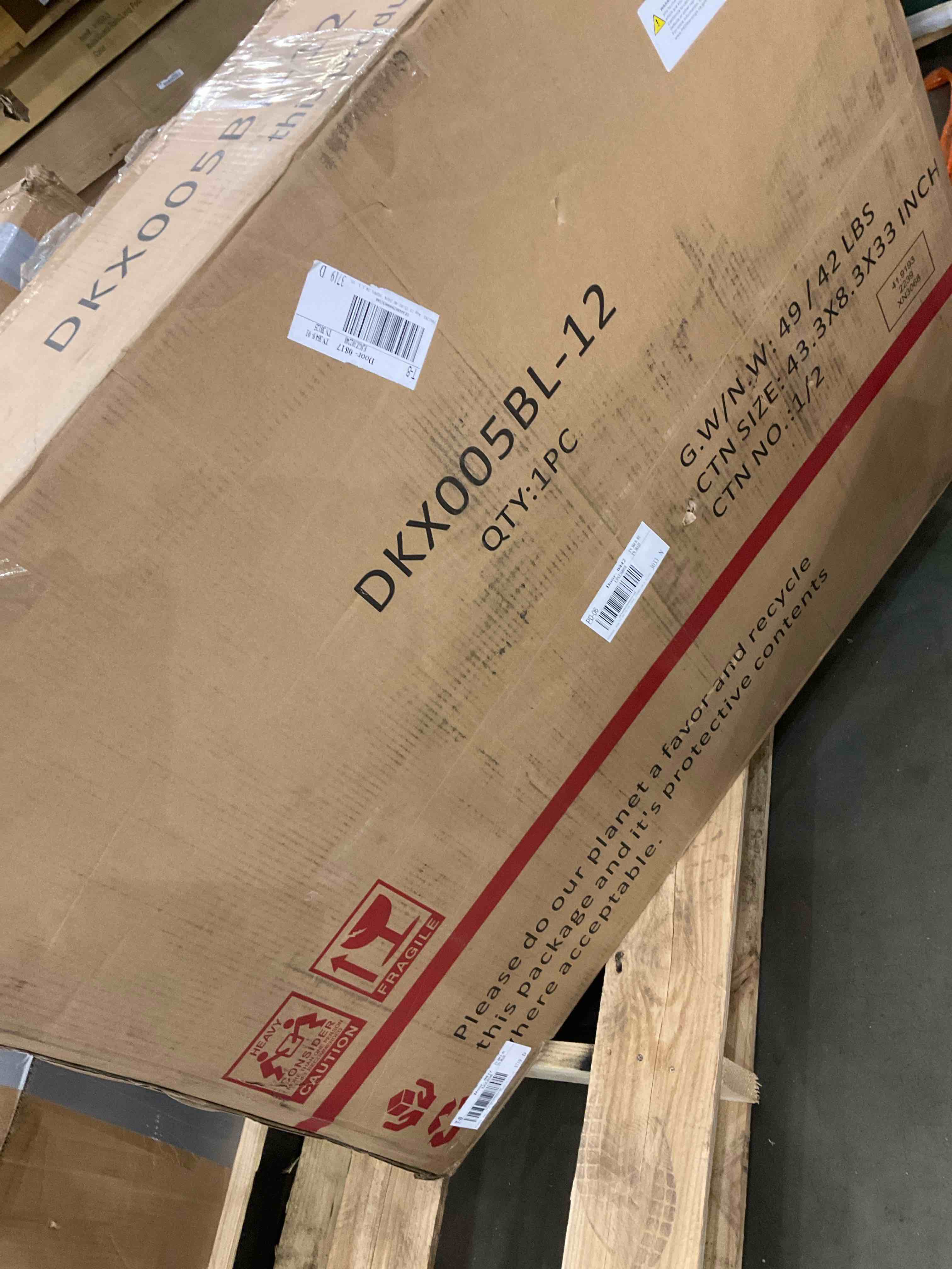https://s3.amazonaws.com/lotting-images-prod/bidfta/GRA0273910_1727196490253.jpeg