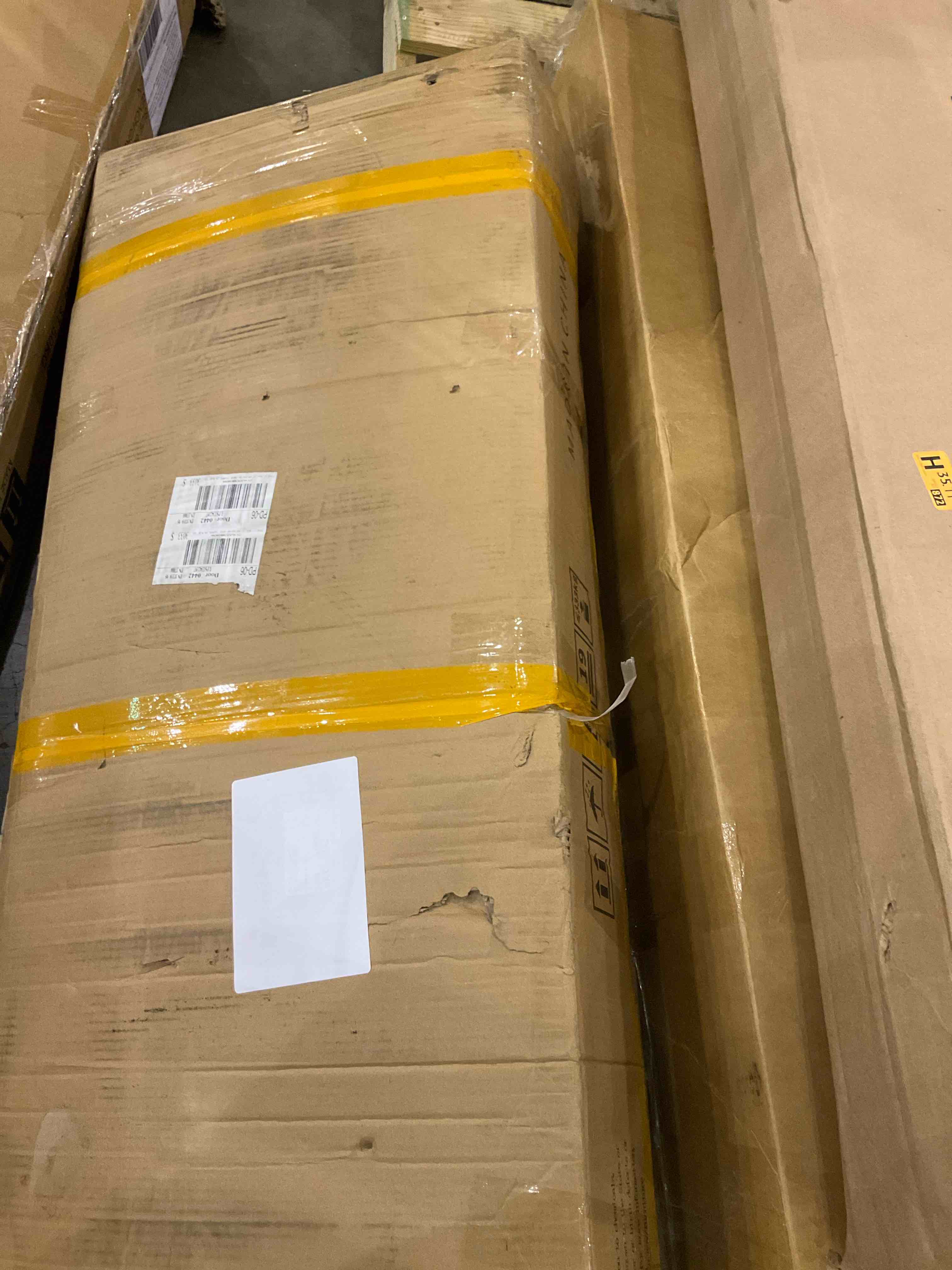 porch seing eith cover black