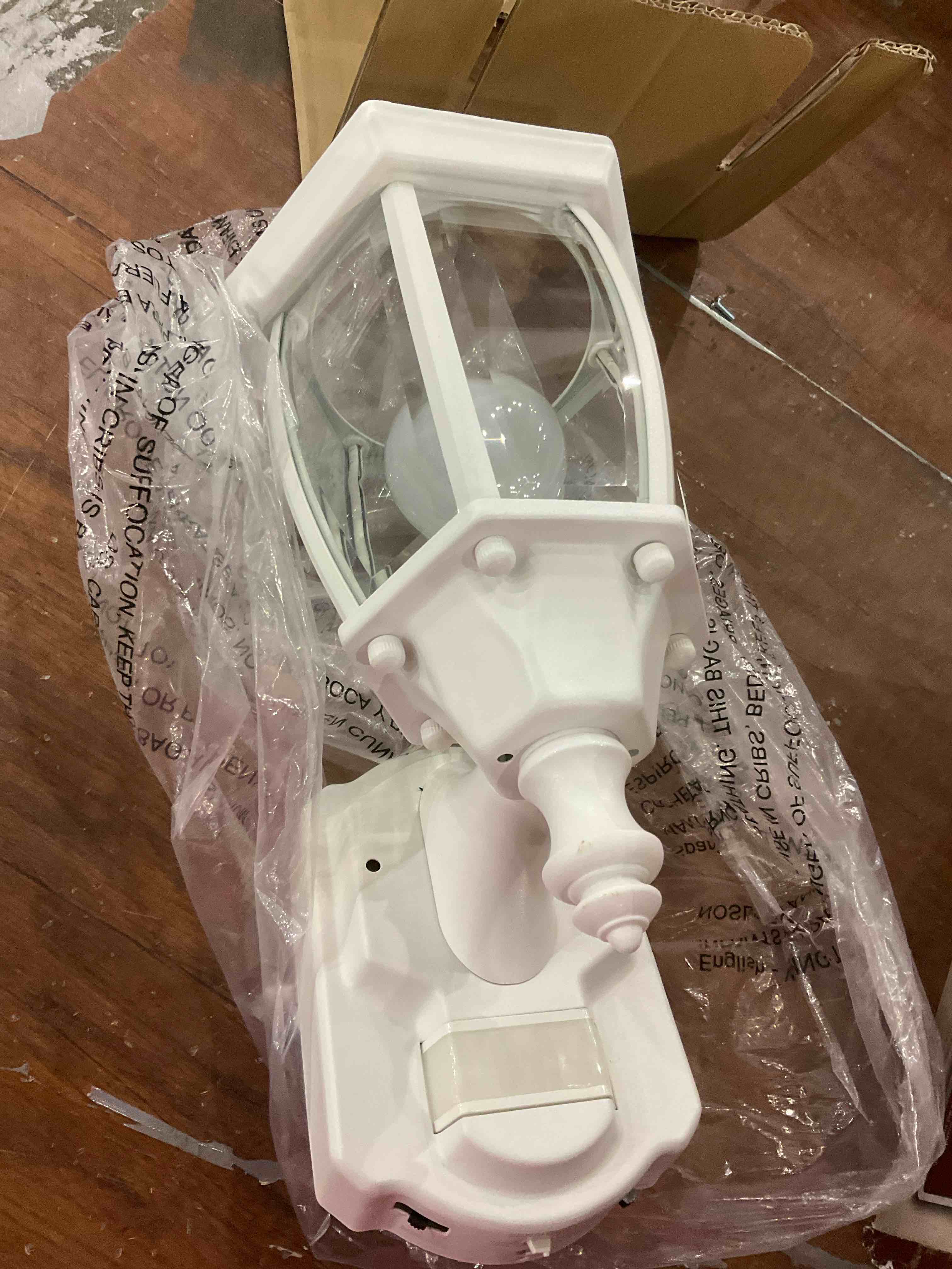 allen + roth Alexandria 1-Light 17.5-in H White Motion Sensor Led, Outdoor Wall Light