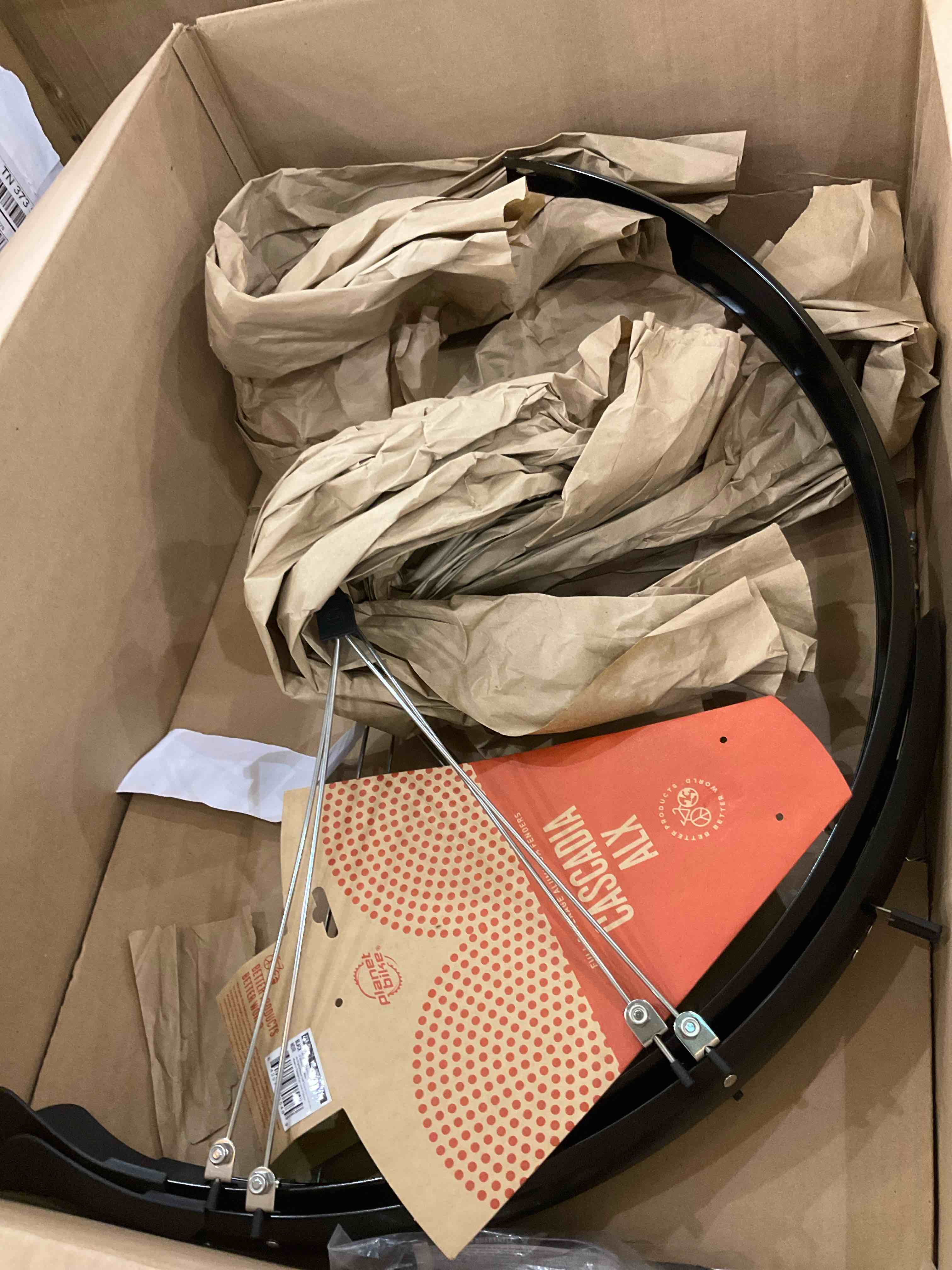 https://s3.amazonaws.com/lotting-images-prod/bidfta/GRA0277908_1729610155738.jpeg