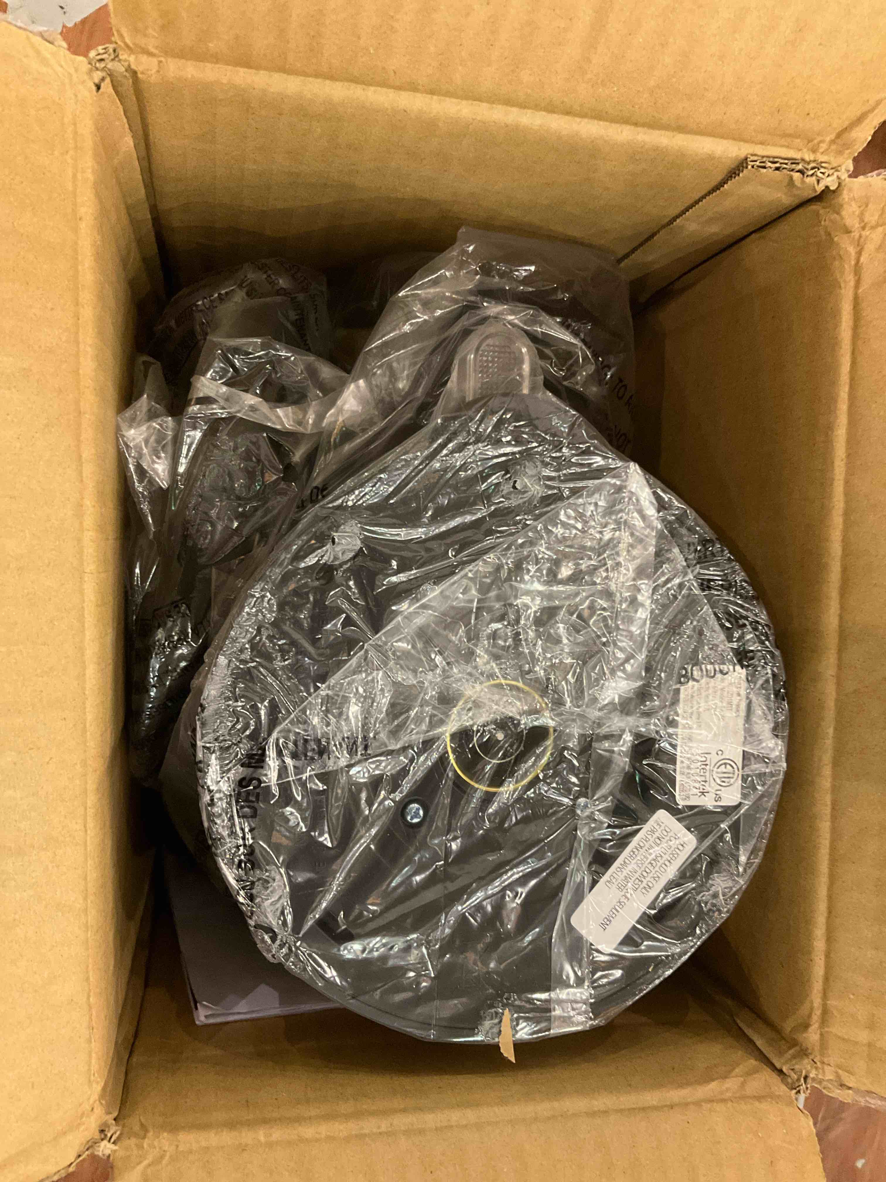 https://s3.amazonaws.com/lotting-images-prod/bidfta/GRA0278300_1729175962815.jpeg